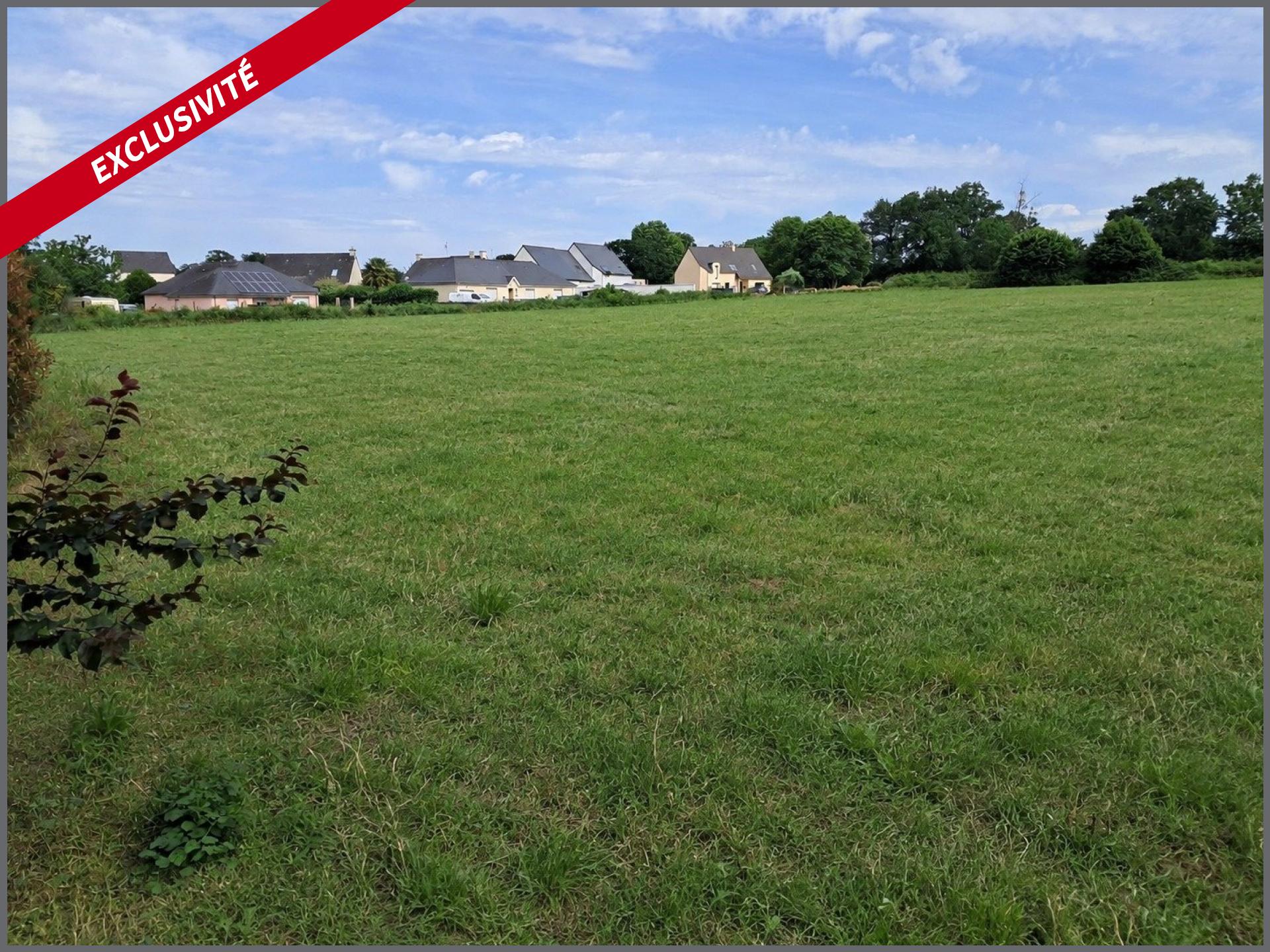 Terrain constructible d'environ 1 444 m² à Chauvigné – Libre de constructeur