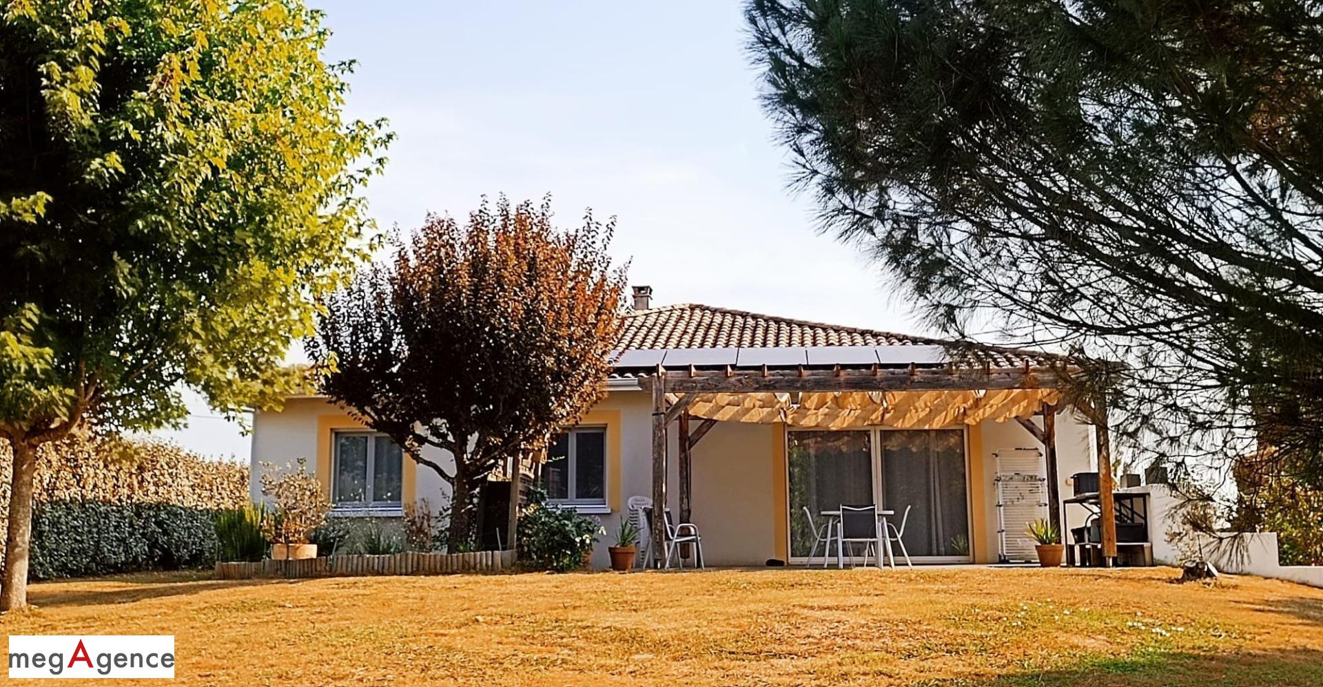 Maison 6 pièces 160 m² · à Cadillac-sur-Garonne · 160 m² · 394 000 €