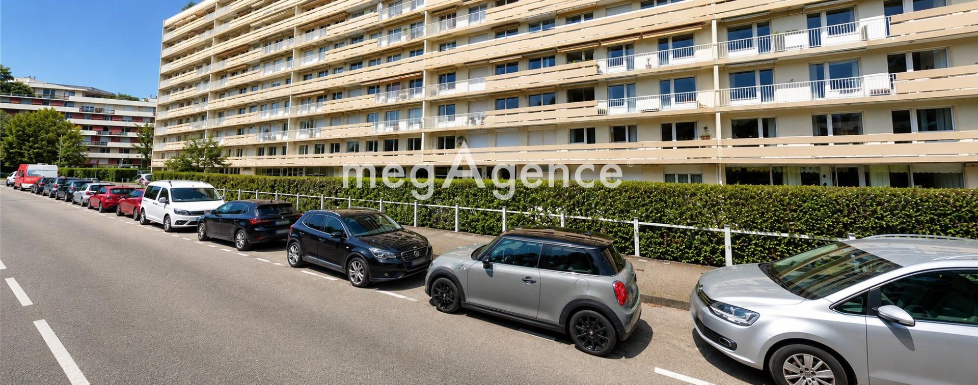 Appartement 1 pièce 49 m² · à Écully · 49 m² · 198 000 €