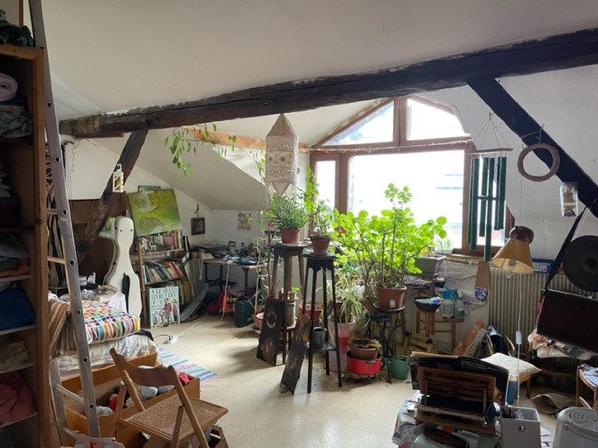 Maison 12 pièces 271 m² · à Tulle · 271 m² · 84 000 €