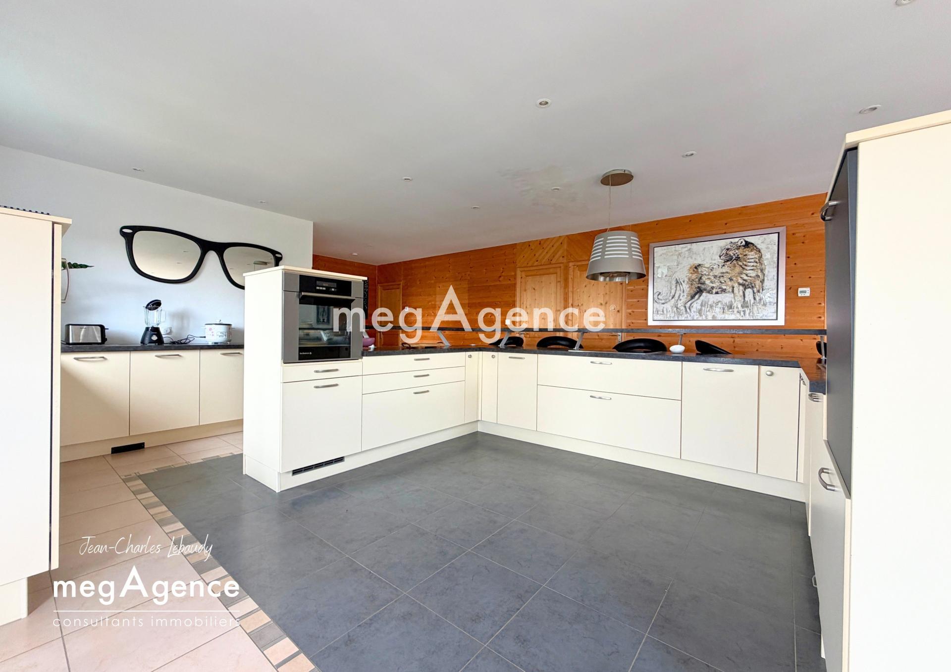 Miniature photo - 5 / 16