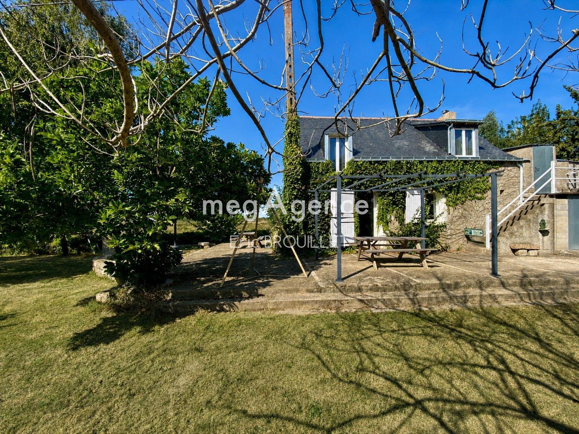 Maison ancienne avec accès direct à la Loire