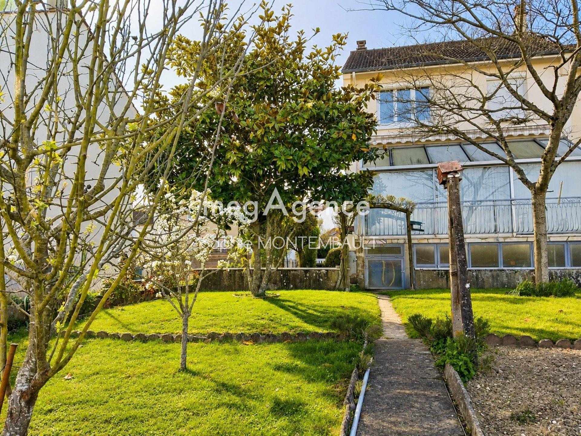 Maison 4 pièces 91 m² · à La Ferté-Bernard · 91 m² · 125 000 €