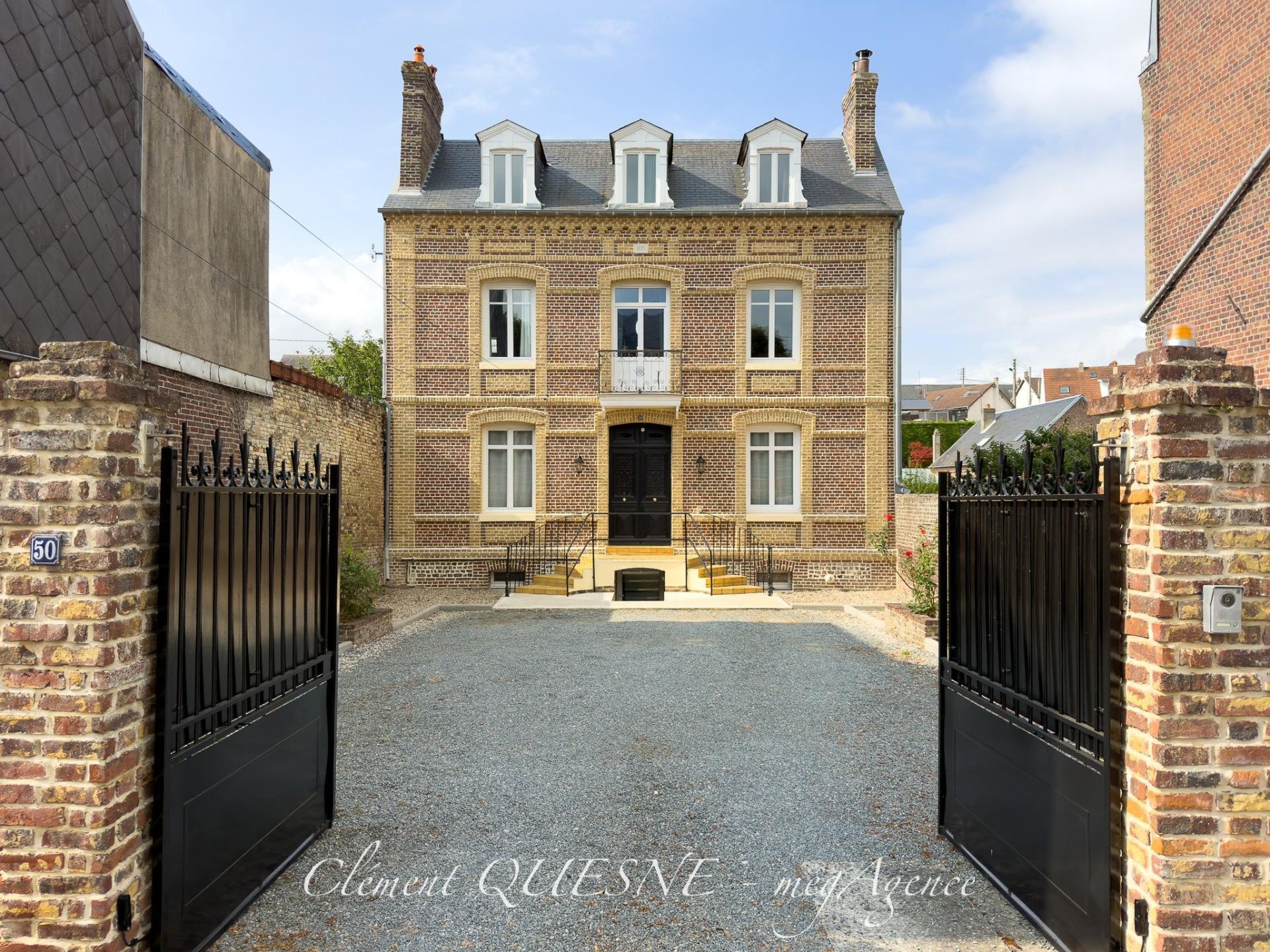 Maison 7 pièces 196 m² · à Dieppe · 196 m² · 529 000 €