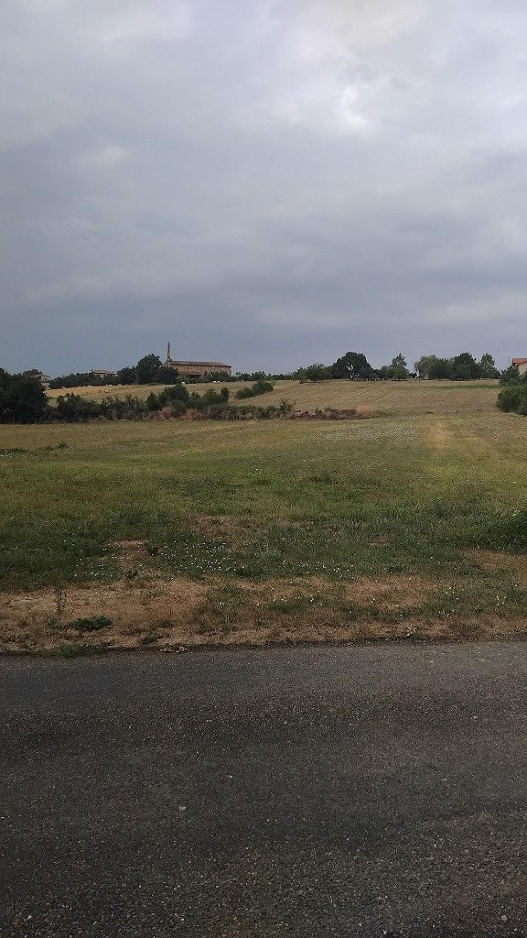 Terrain à EOUX, 31420 - 7460m² · 39 000 €