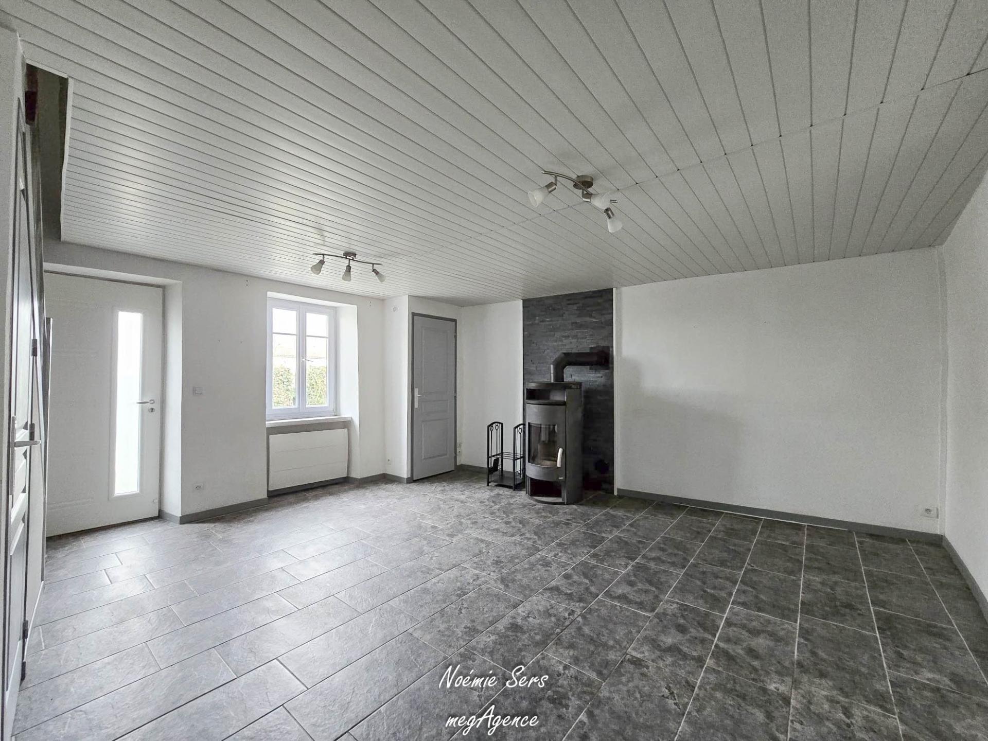 Maison 3 pièces 72 m² · à Saint-Laurent-sur-Sèvre · 72 m² · 137 000 €