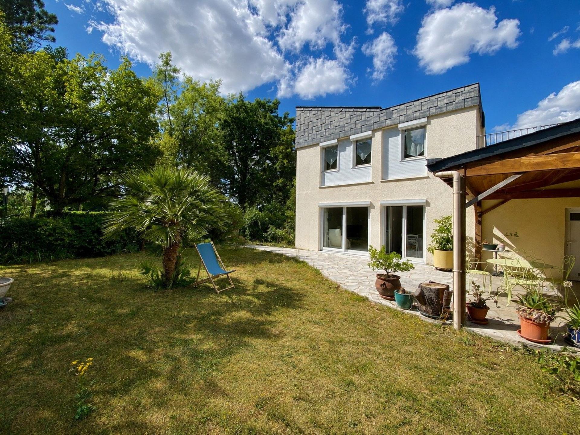 Maison 5 pièces 101 m² · à Angers · 101 m² · 310 600 €