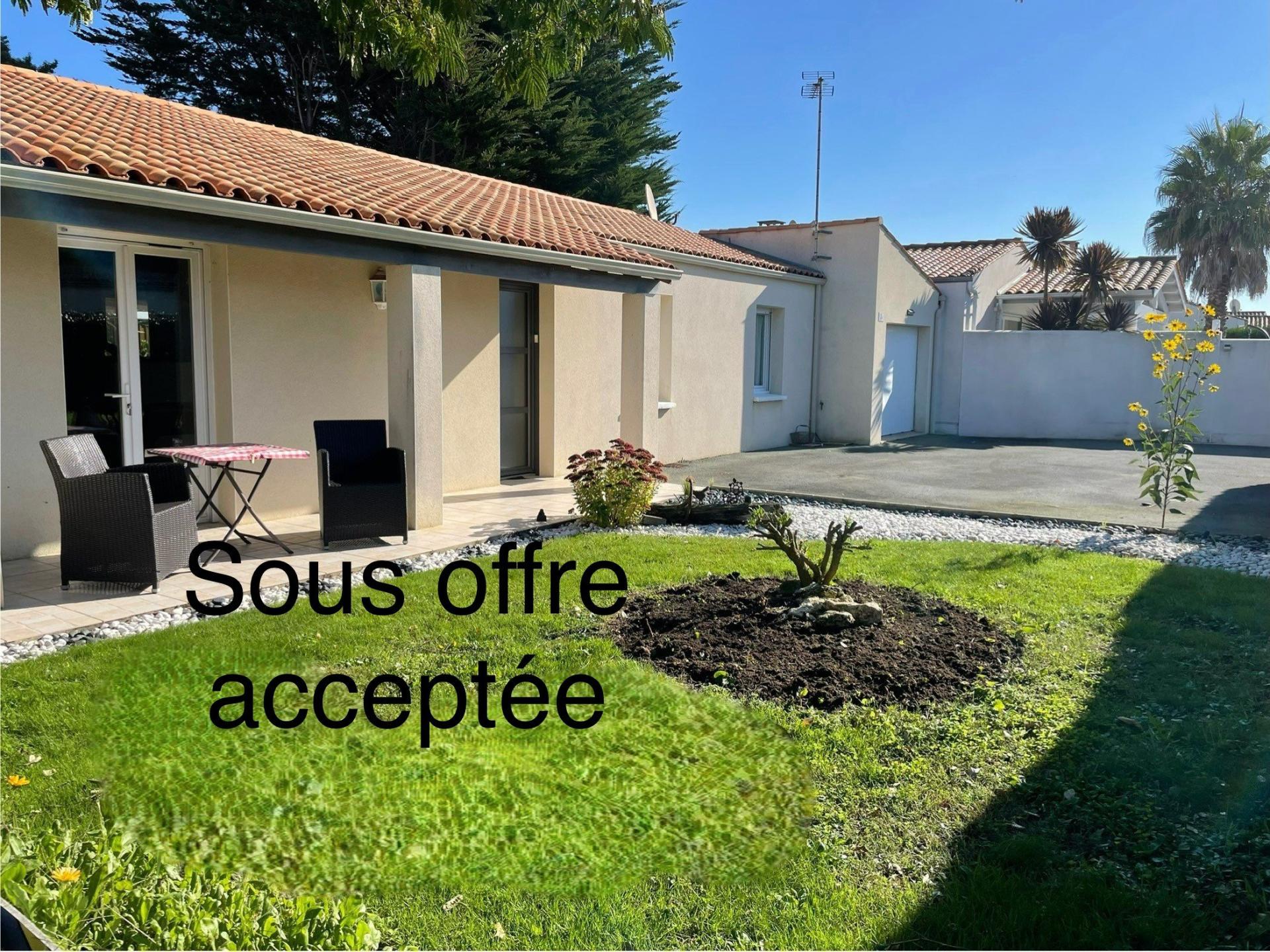 Maison 5 pièces 109 m² · à Le Chateau-d'Oleron · 109 m² · 365 000 €