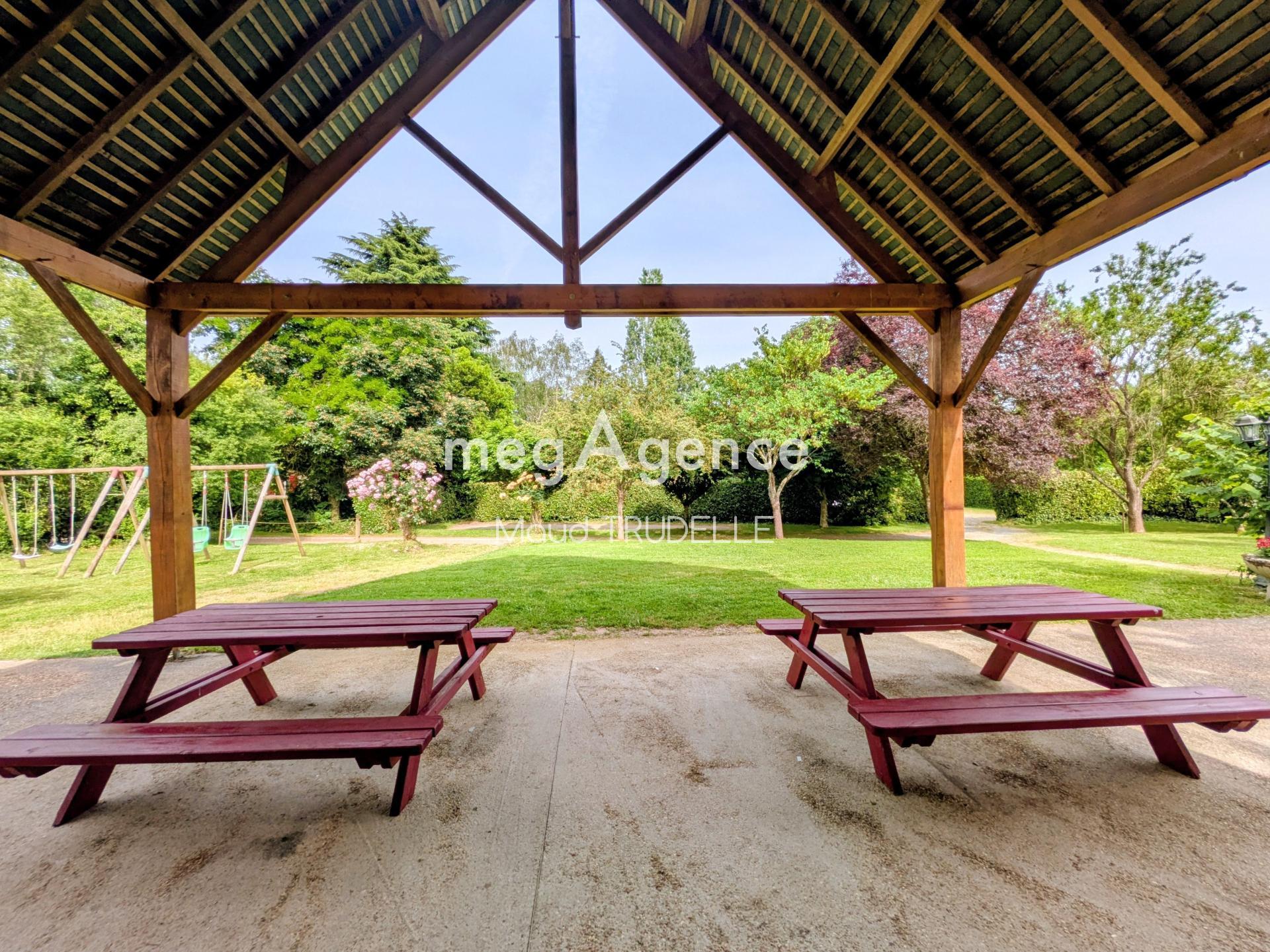 Achat : Immeuble à SAINT-SATURNIN, 72650 - 275m² — 4