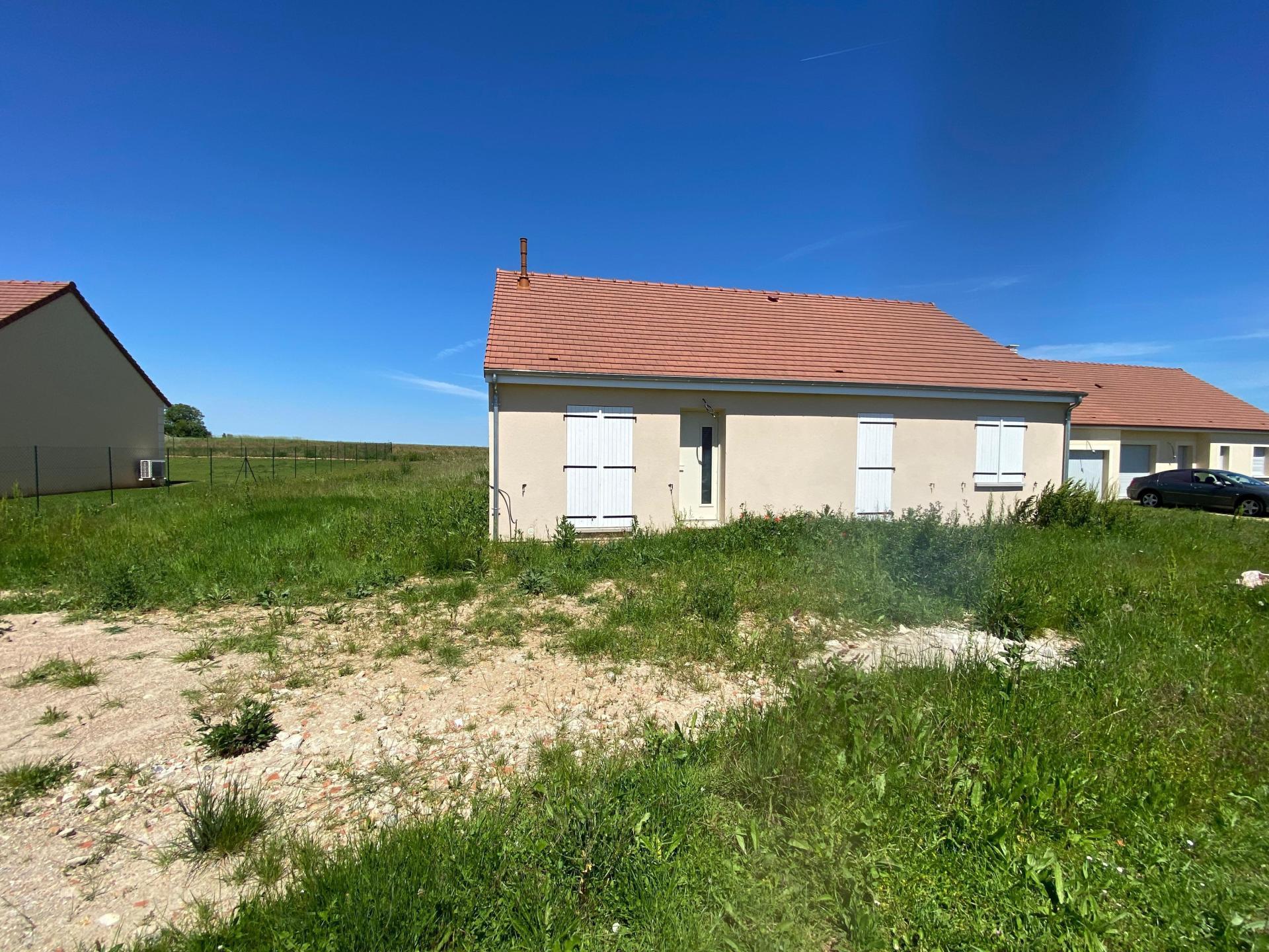 Maison 4 pièces 84 m² · à Vinneuf · 84 m² · 239 900 €