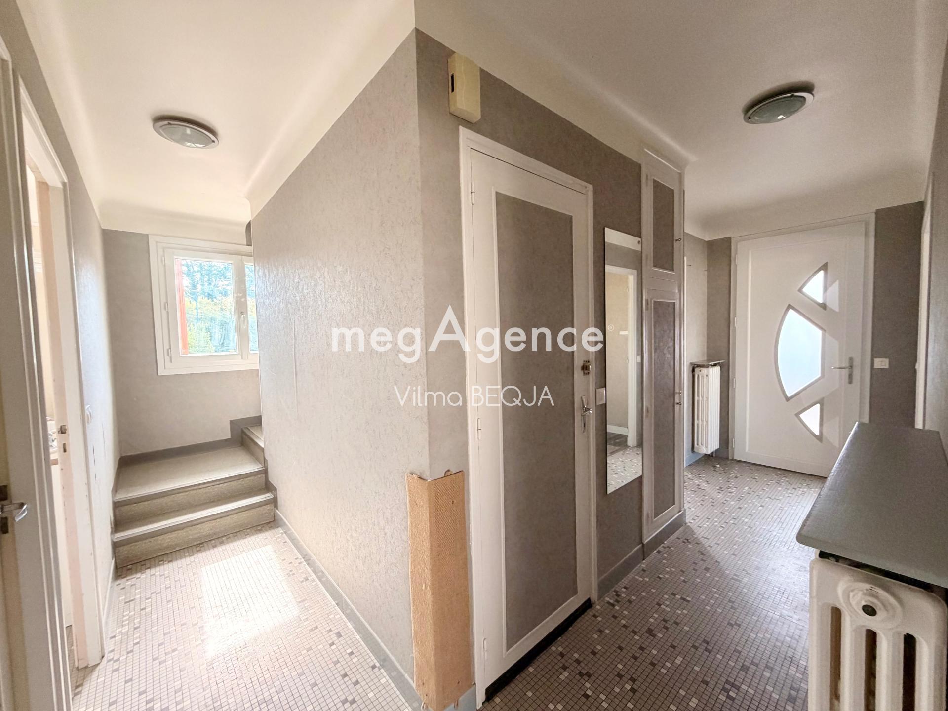 Miniature photo - 4 / 17