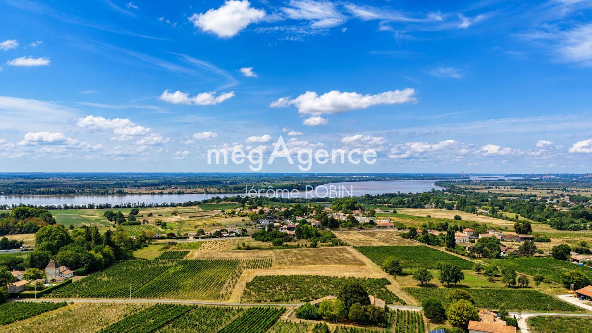 Maison 5 pièces 127 m² · à Saint-Andre-de-Cubzac · 127 m² · 273 000 €