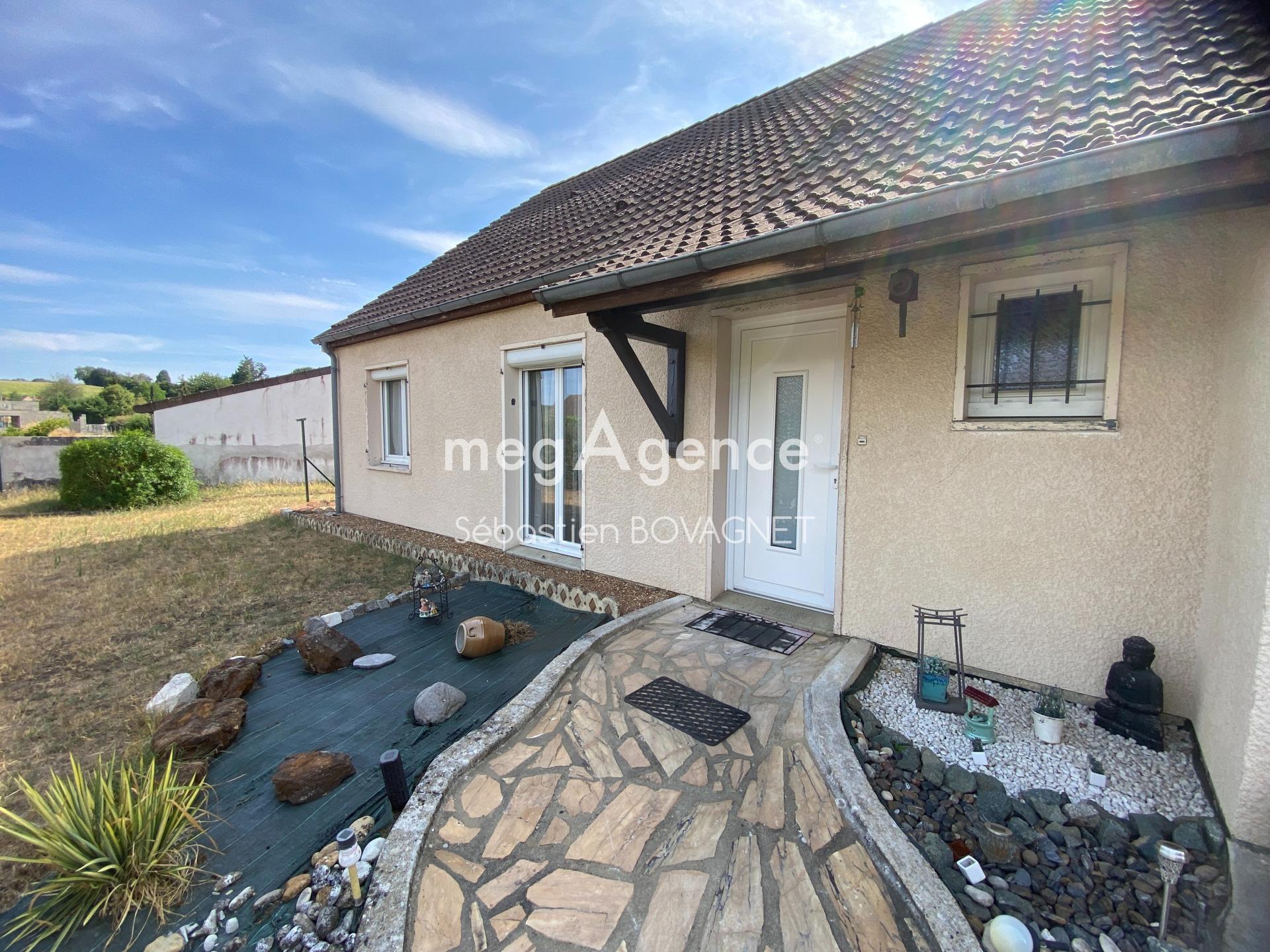 Maison 6 pièces 100 m² · à Parigné-le-Pôlin · 100 m² · 174 000 €