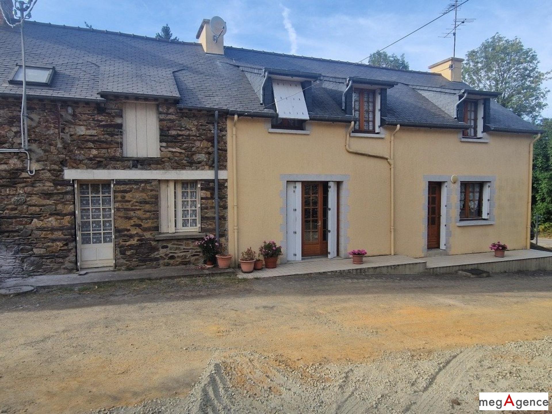 Maison 5 pièces 98 m² · à Maure-de-Bretagne · 98 m² · 215 000 €