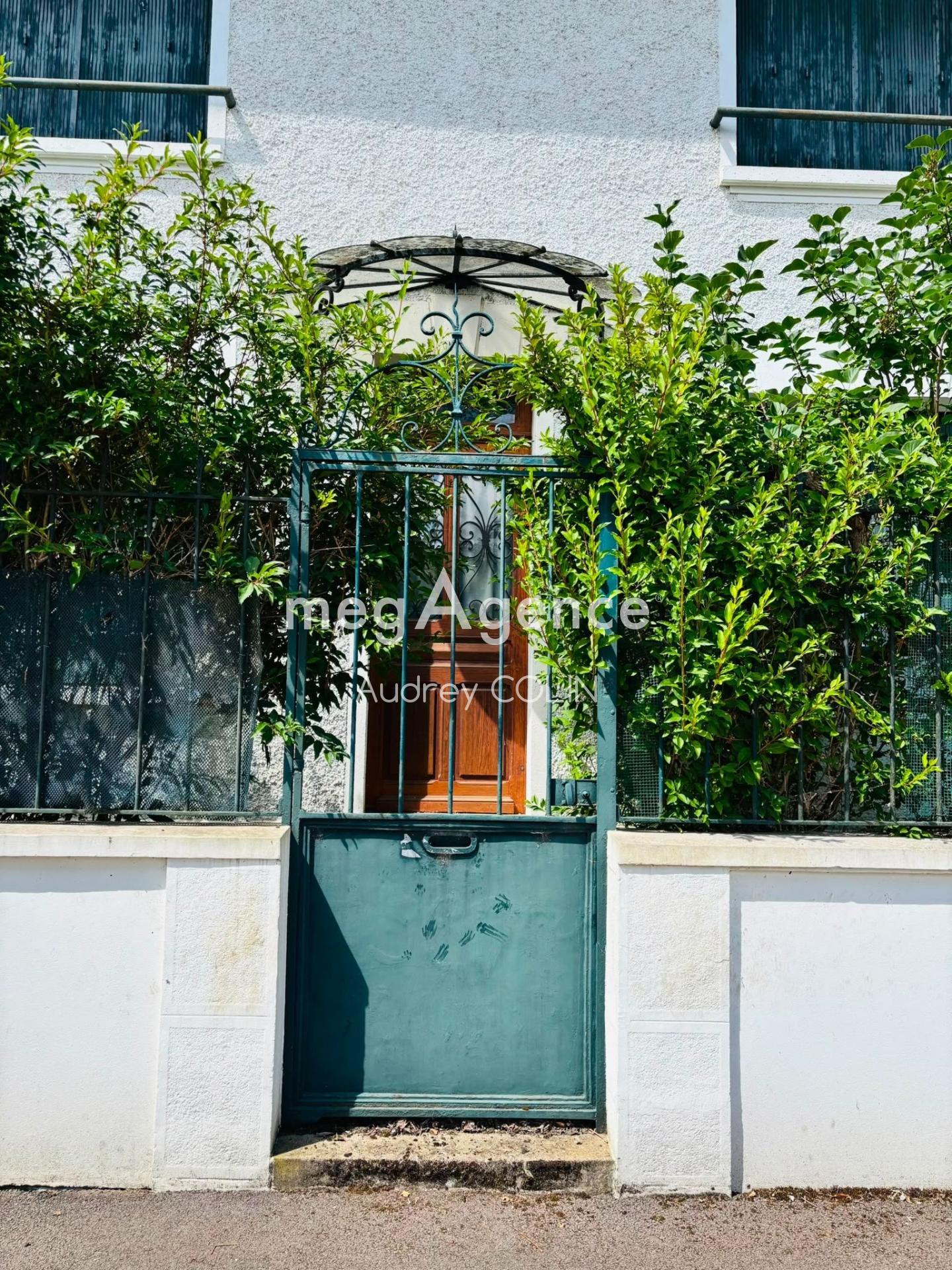 Maison 8 pièces 184 m² · à Sens · 184 m² · 181 900 €