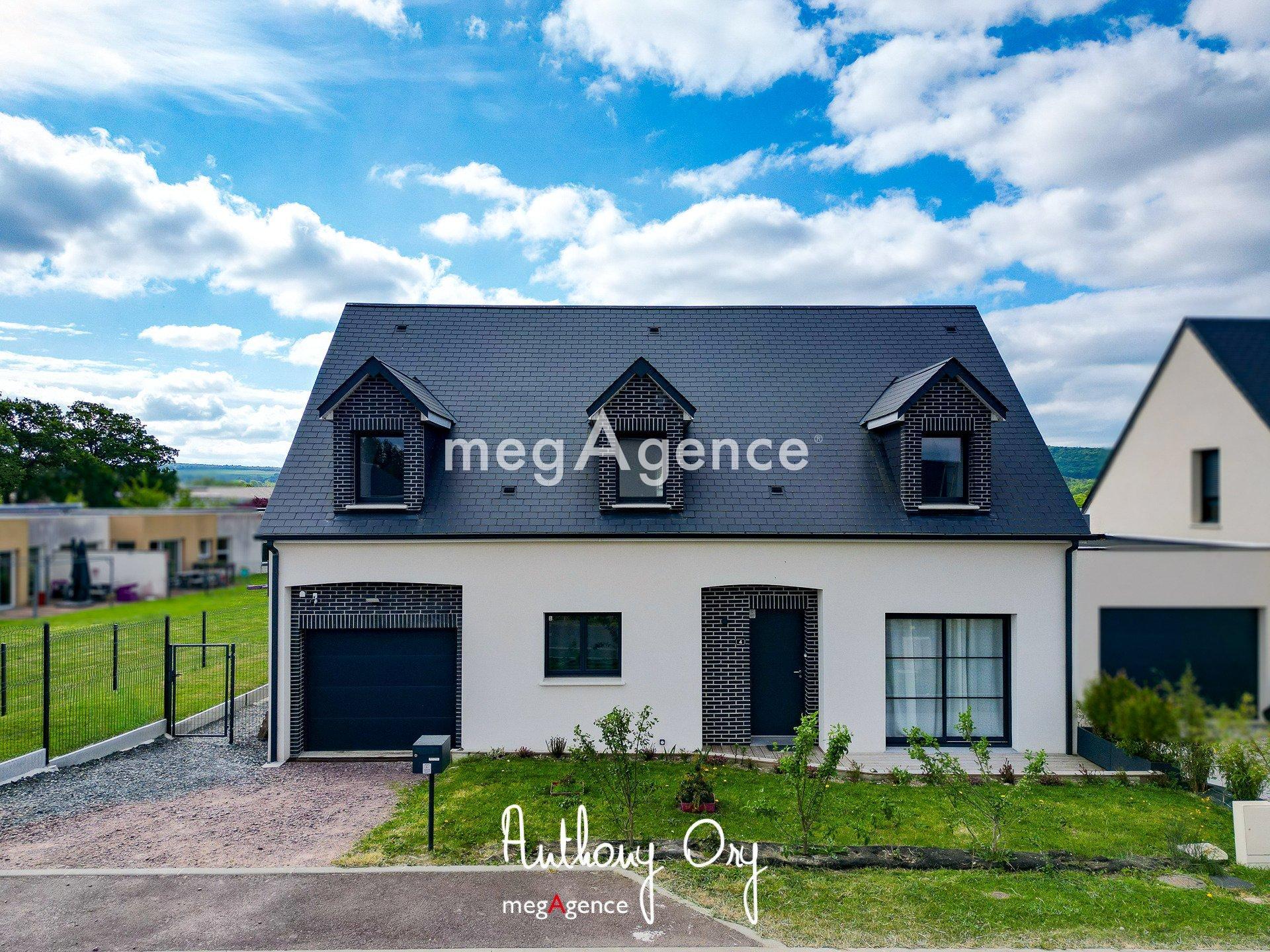 Maison 5 pièces 134 m² · à Aunay-sur-Odon · 134 m² · 331 500 €