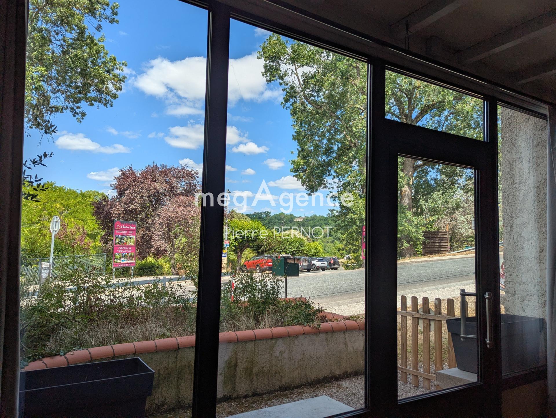 Local commercial 9 pièces 220 m² · à Cahuzac-sur-Vère · 220 m² · 299 000 €