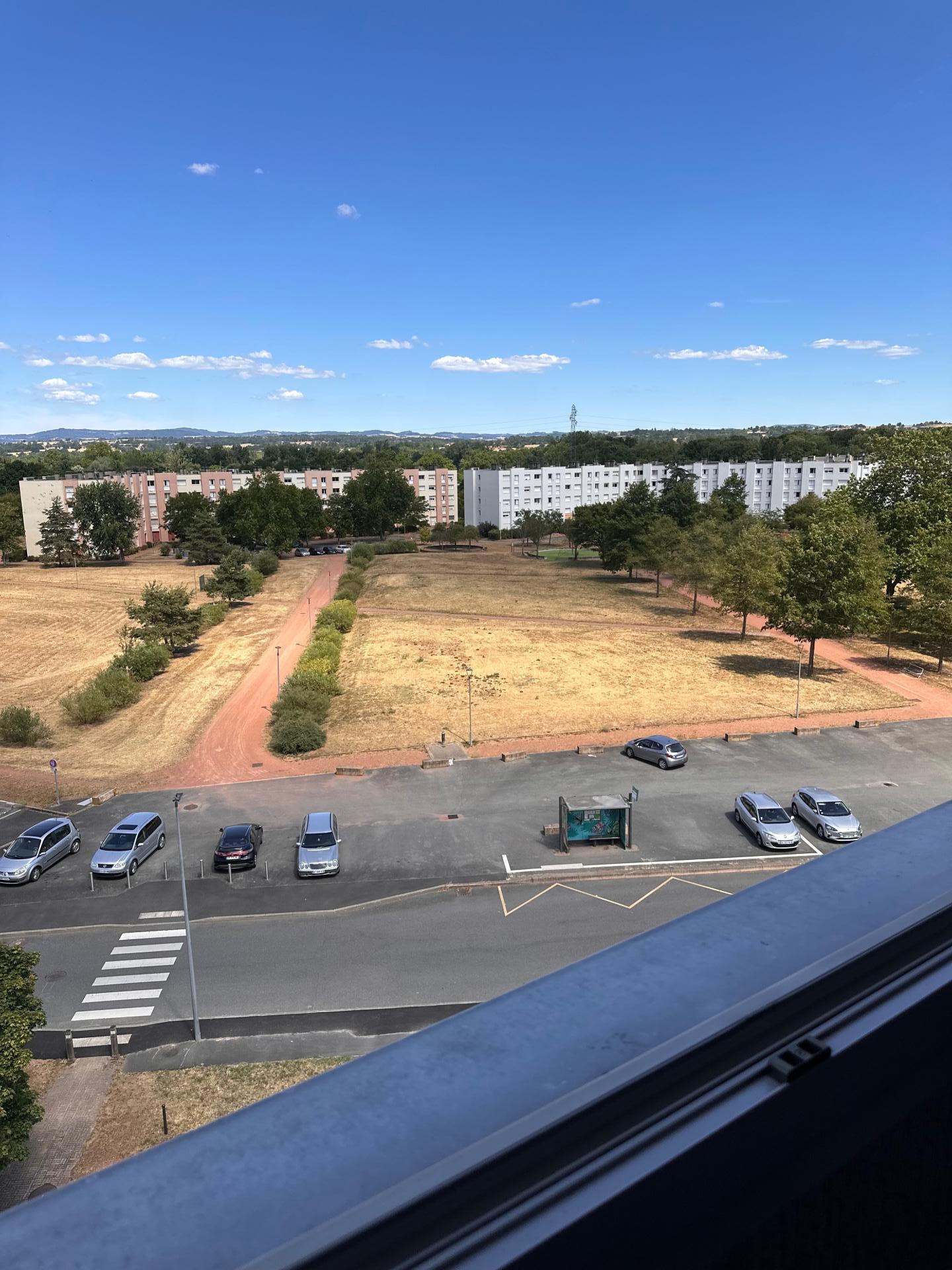 Appartement 4 pièces 77 m² · à Roanne · 77 m² · 74 300 €