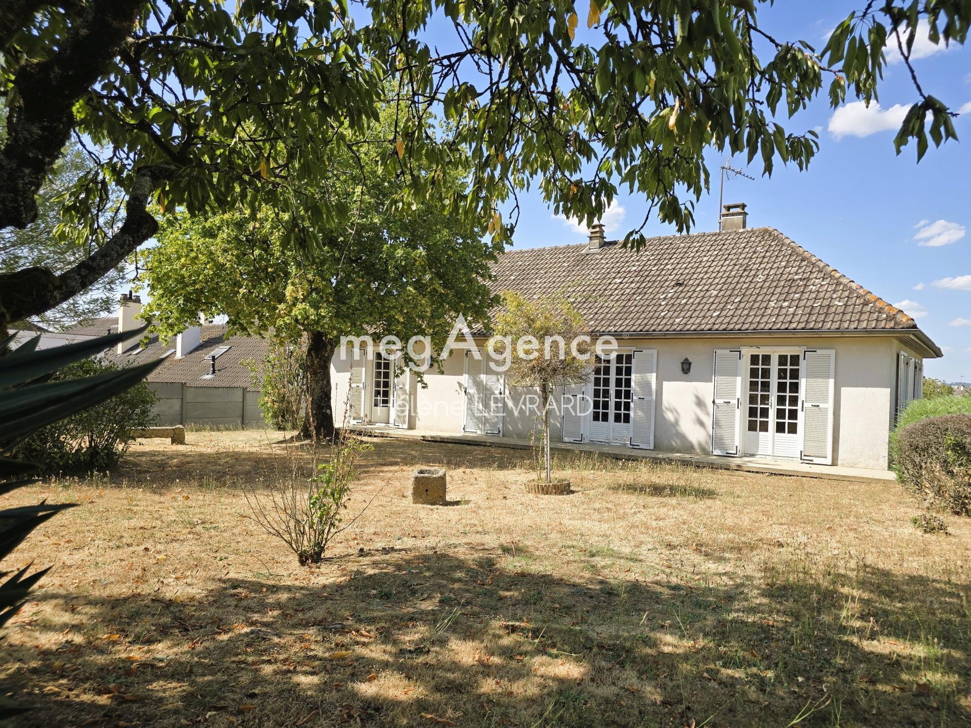 Maison 6 pièces 127 m² · à Evron · 127 m² · 178 500 €