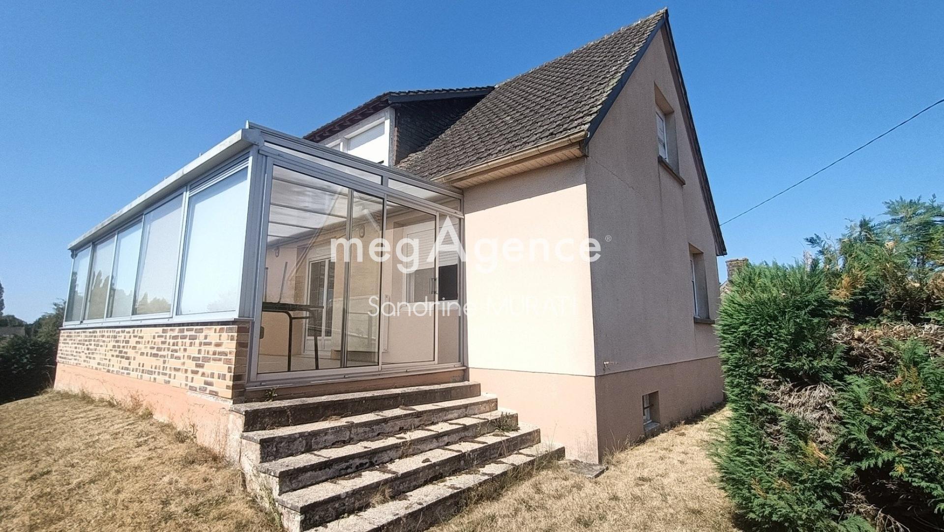 Maison 7 pièces 132 m² · à Le Grais · 132 m² · 148 000 €