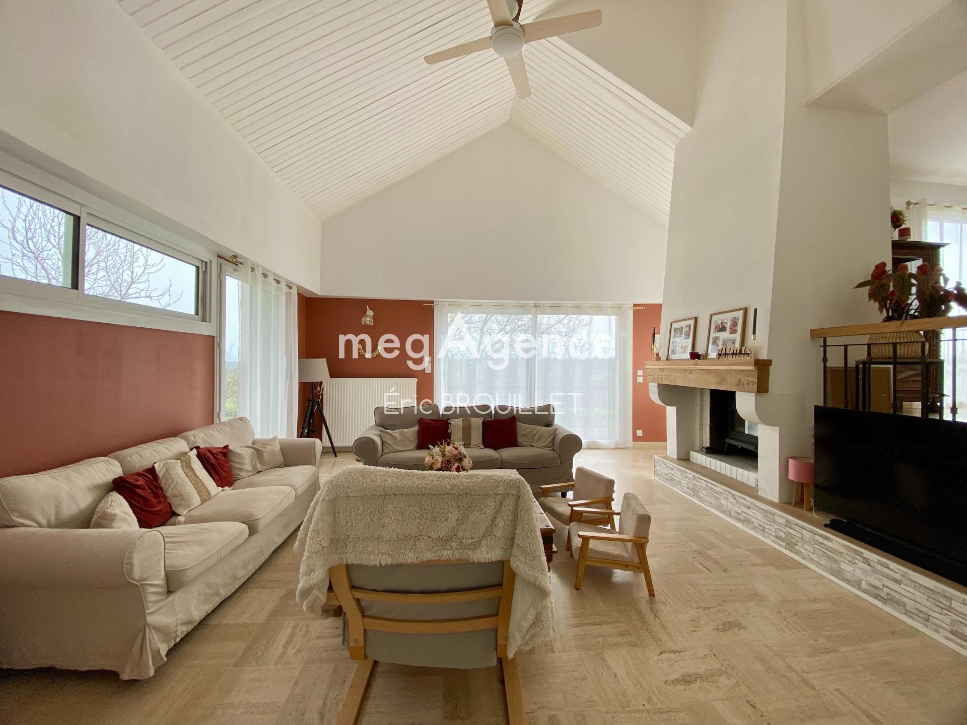 Achat : Maison à LE LOUROUX-BECONNAIS, 49370 - 5 pièces 95m² — 2