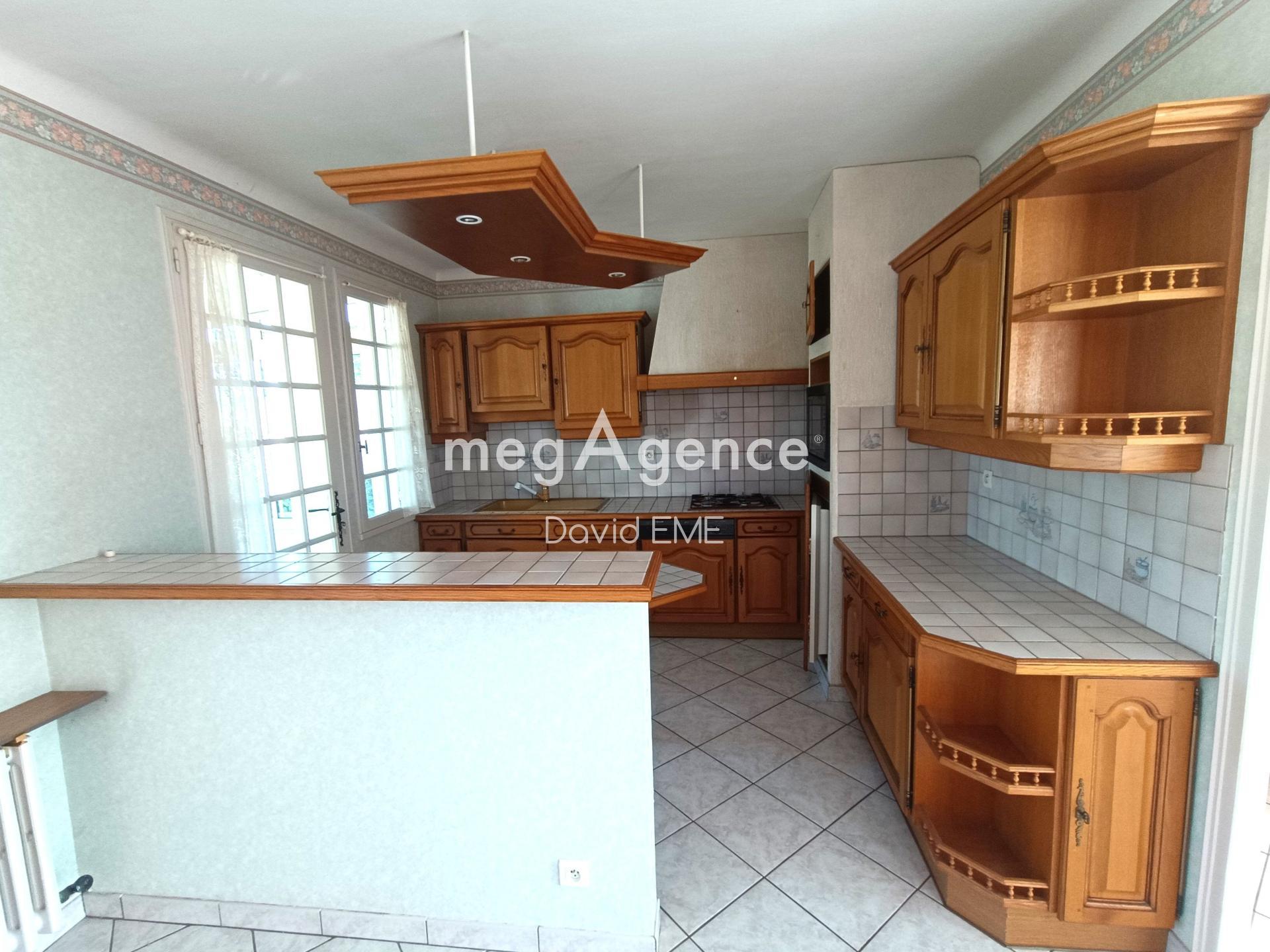 Achat : Maison à AIZENAY, 85190 - 8 pièces 130m² — 6