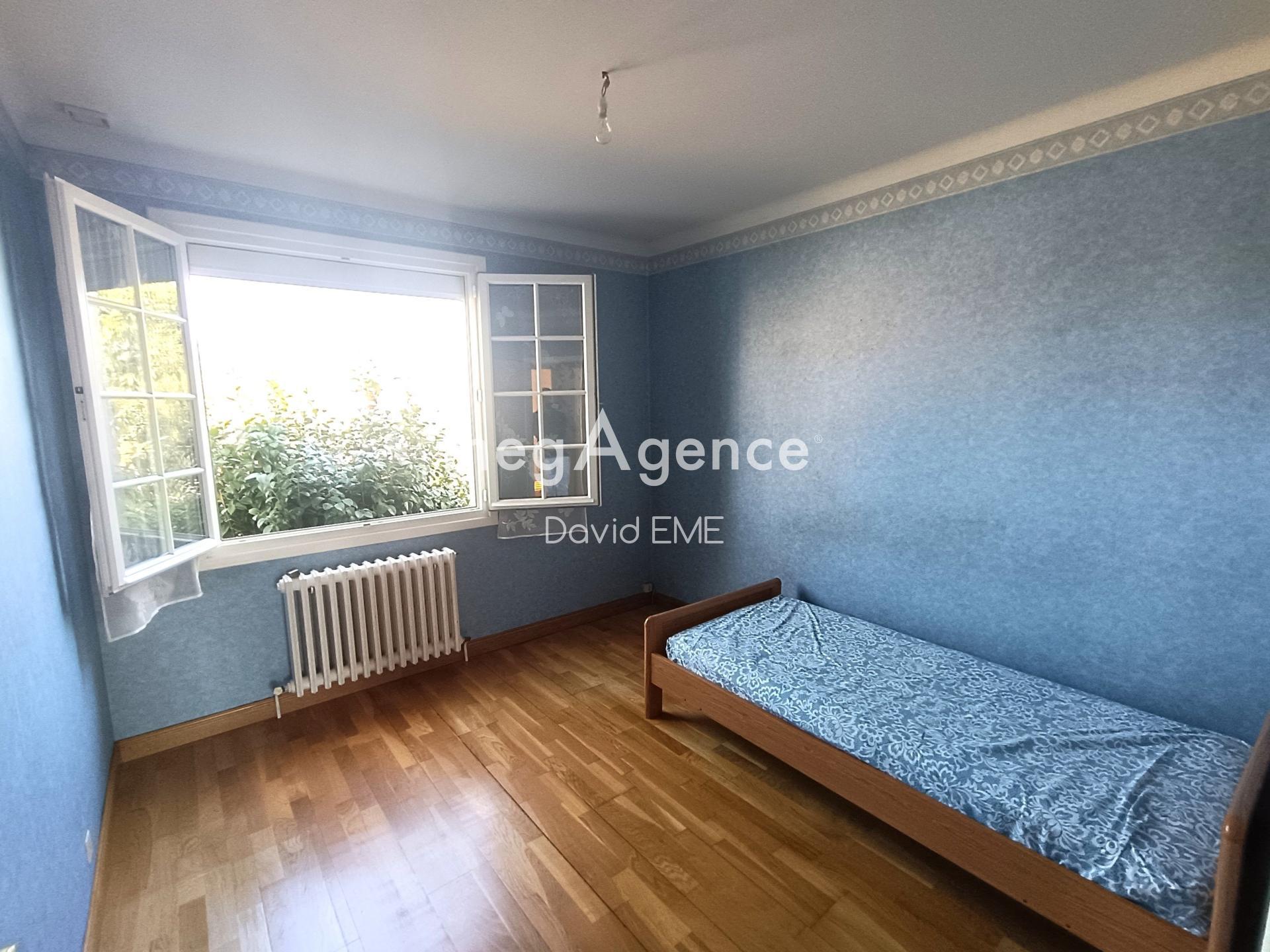 Achat : Maison à AIZENAY, 85190 - 8 pièces 130m² — 8