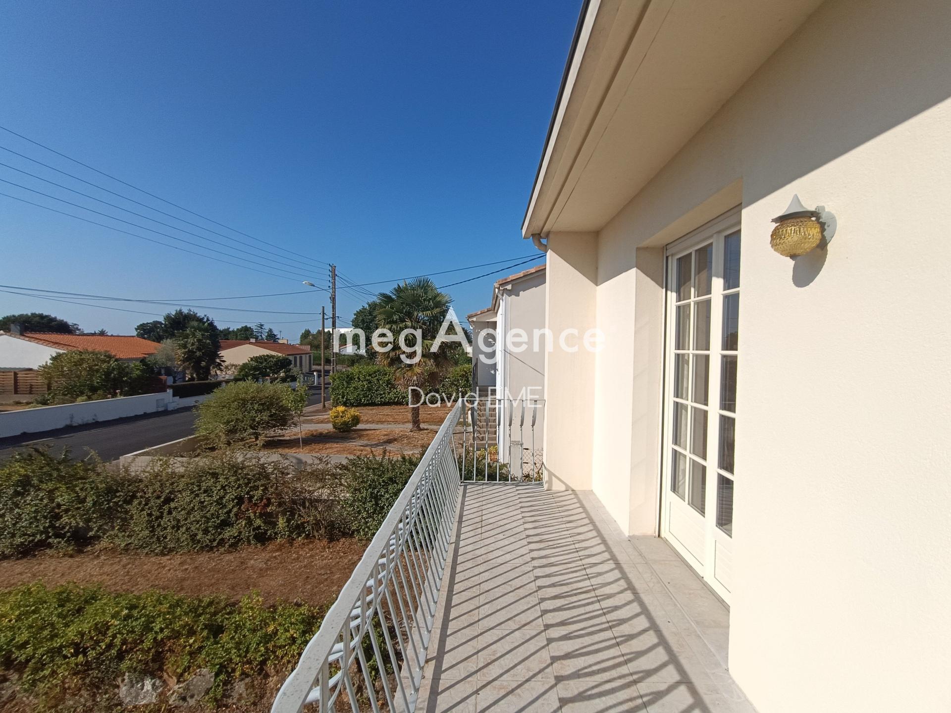 Achat : Maison à AIZENAY, 85190 - 8 pièces 130m² — 13