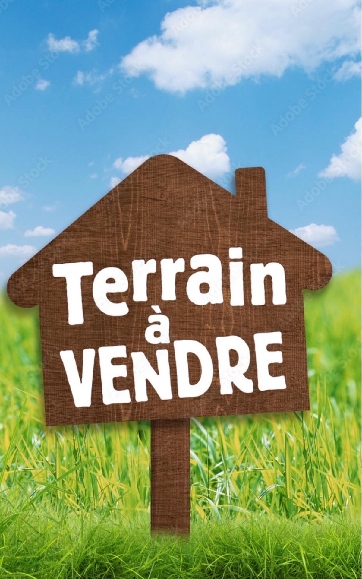 Terrain à CHAMPAGNOLE, 39300 - 730m² · 54 000 €