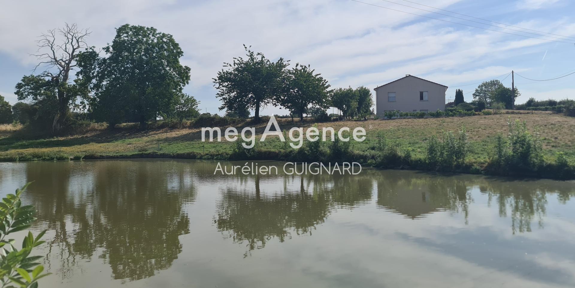 Maison 8 pièces 124 m² · à Courlay · 124 m² · 157 900 €