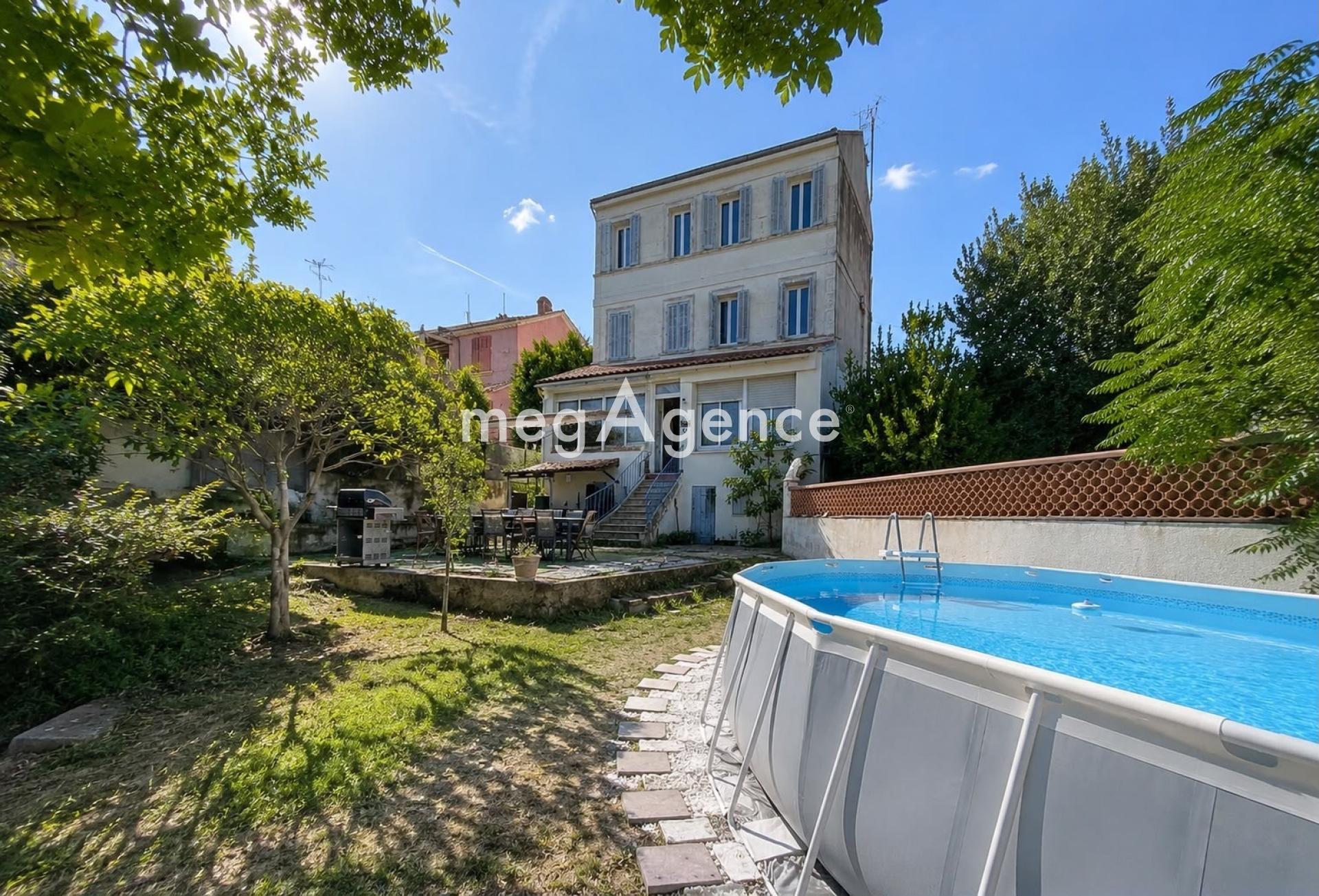 Maison 10 pièces 172 m² · à La Seyne-sur-Mer · 172 m² · 525 000 €