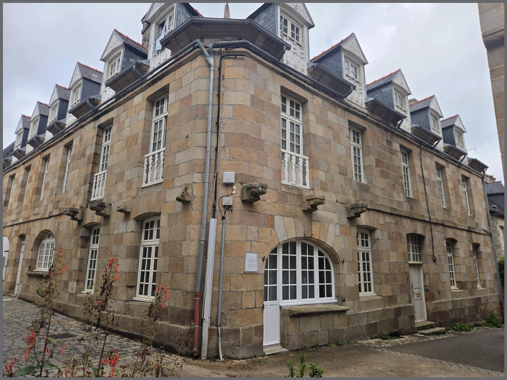Immeuble 126 m² · à Treguier · 126 m² · 355 000 €
