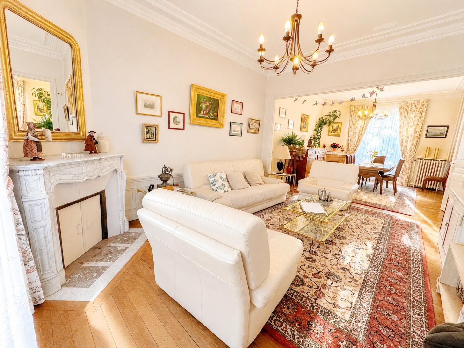 Maison 9 pièces 165 m² · à Melun · 165 m² · 452 000 €
