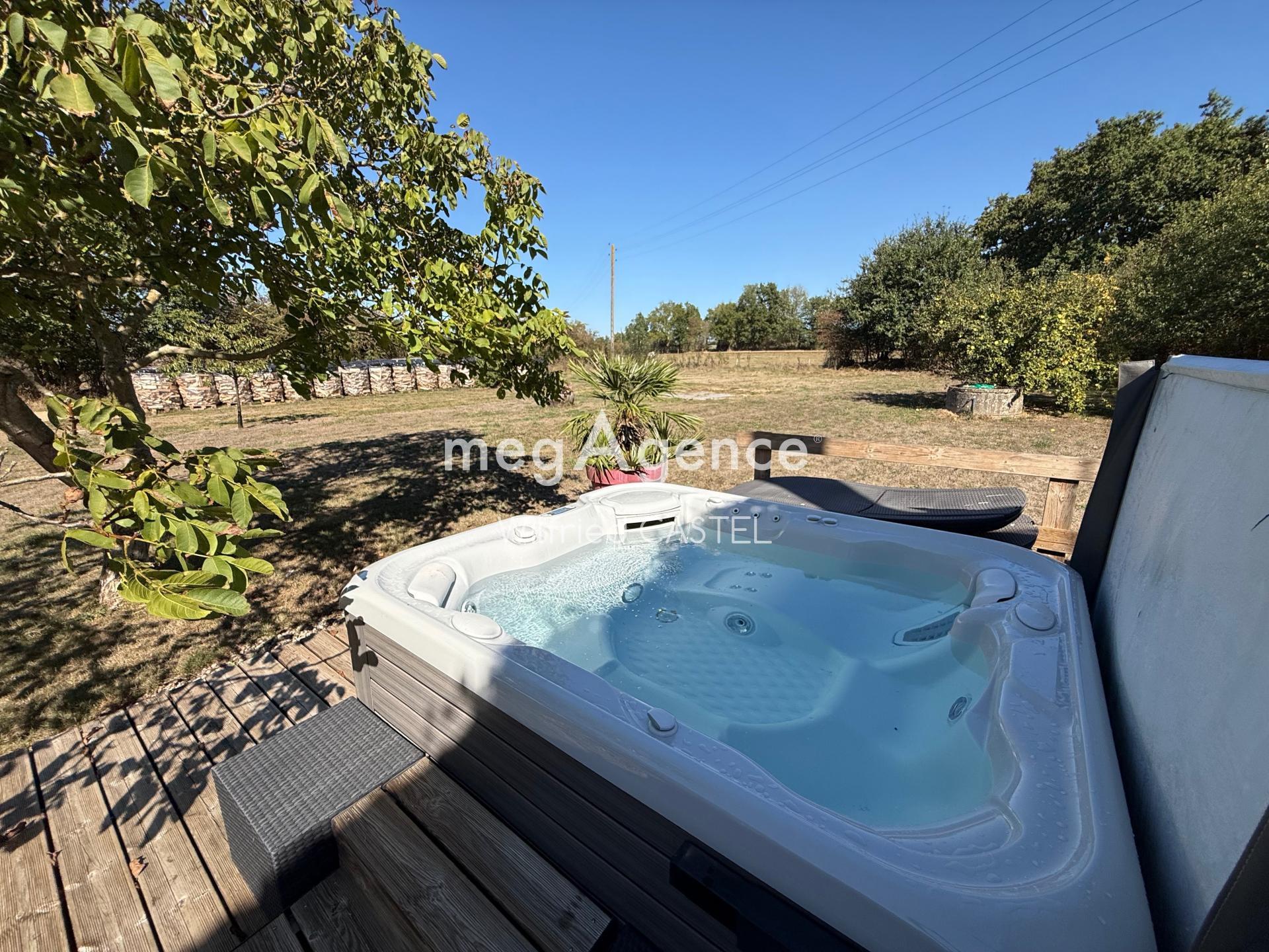 Achat : Maison à Les Achards, 85150 - 6 pièces 160m² — 12