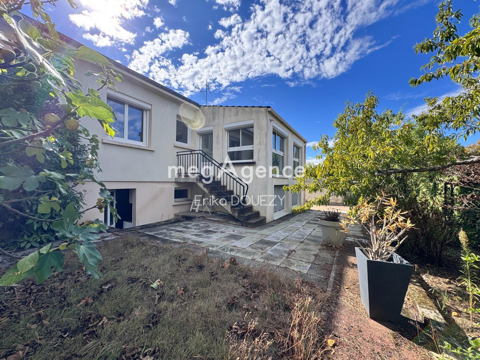 Maison 6 pièces 107 m² · à Maulevrier · 107 m² · 171 500 €
