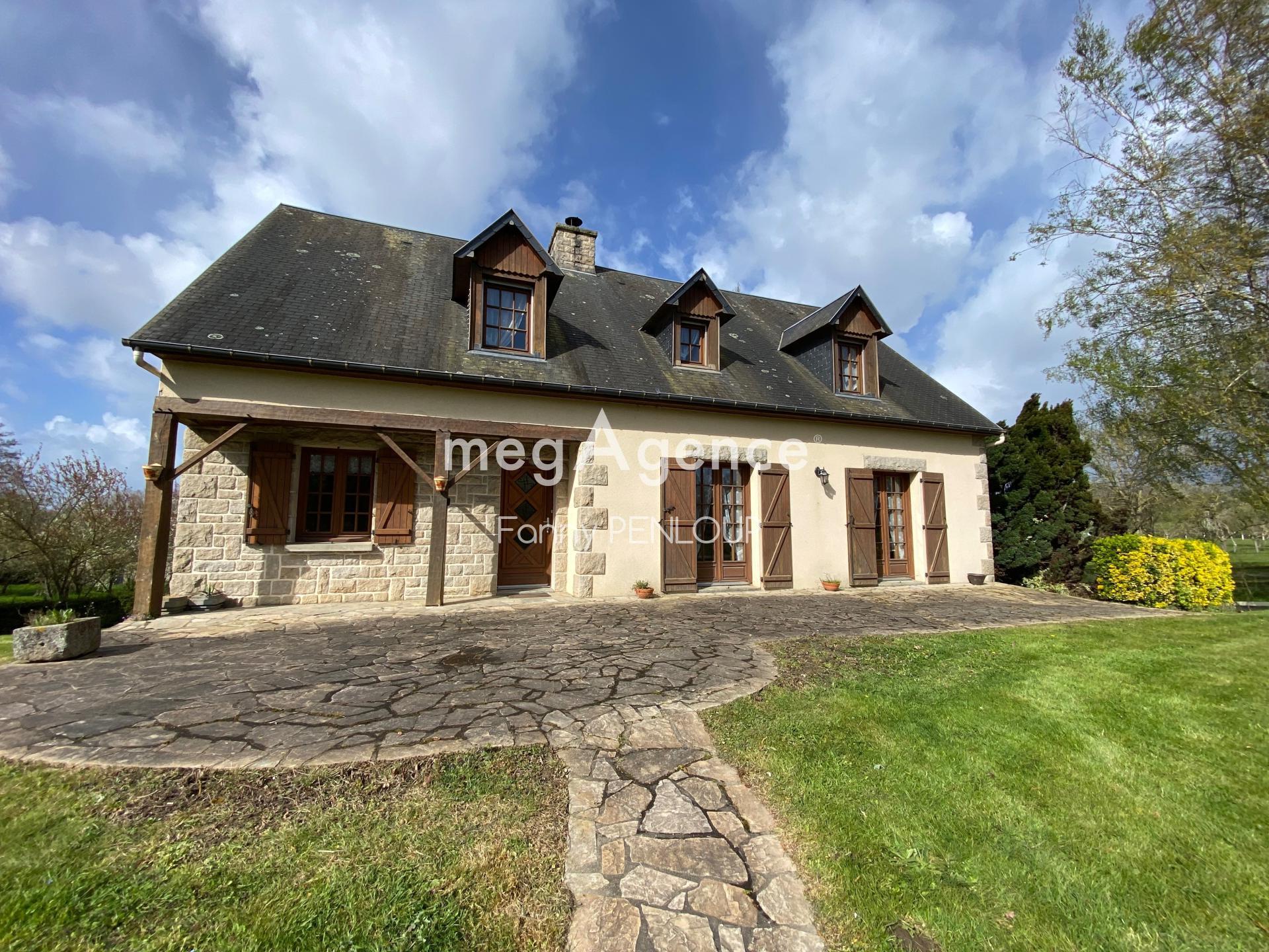 Maison 7 pièces 138 m² · à Le Val-Saint-Pere · 138 m² · 299 000 €