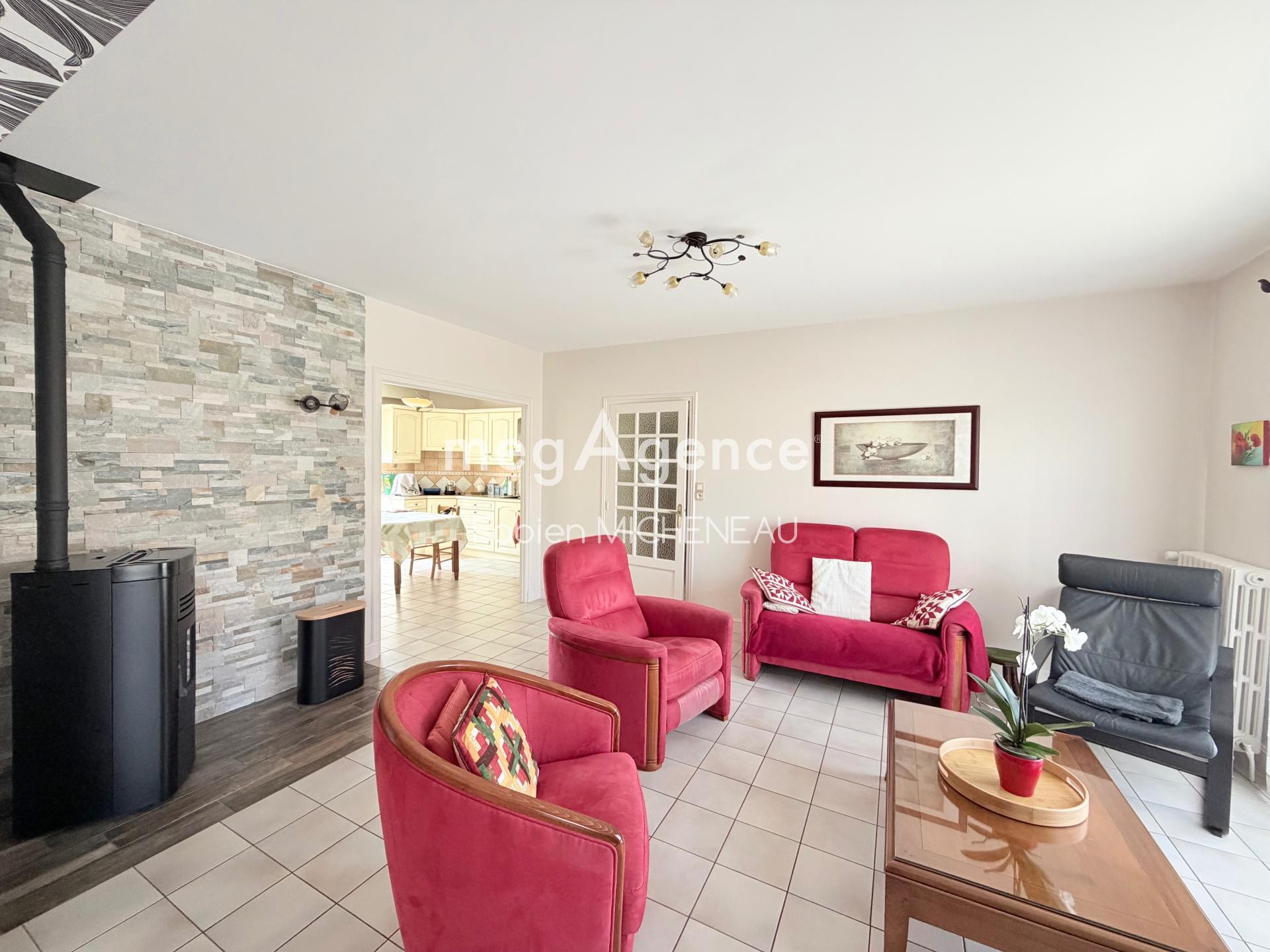 Maison 6 pièces 135 m² · à La Seguiniere · 135 m² · 262 000 €