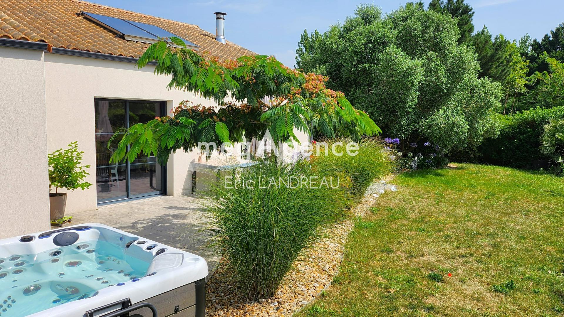 Maison 6 pièces 140 m² · à Les Sables-d'Olonne · 140 m² · 520 000 €