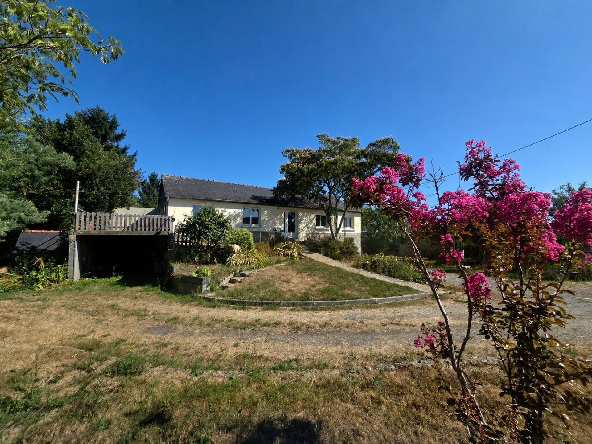 Maison 4 pièces 110 m² · à Montreuil-des-Landes · 110 m² · 147 000 €