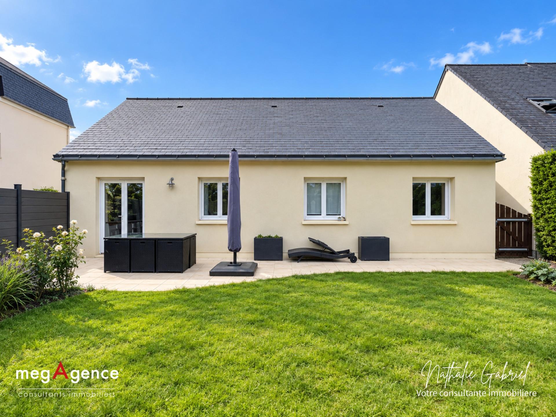 Maison 5 pièces 82 m² · à Montreuil-Juigne · 82 m² · 232 800 €