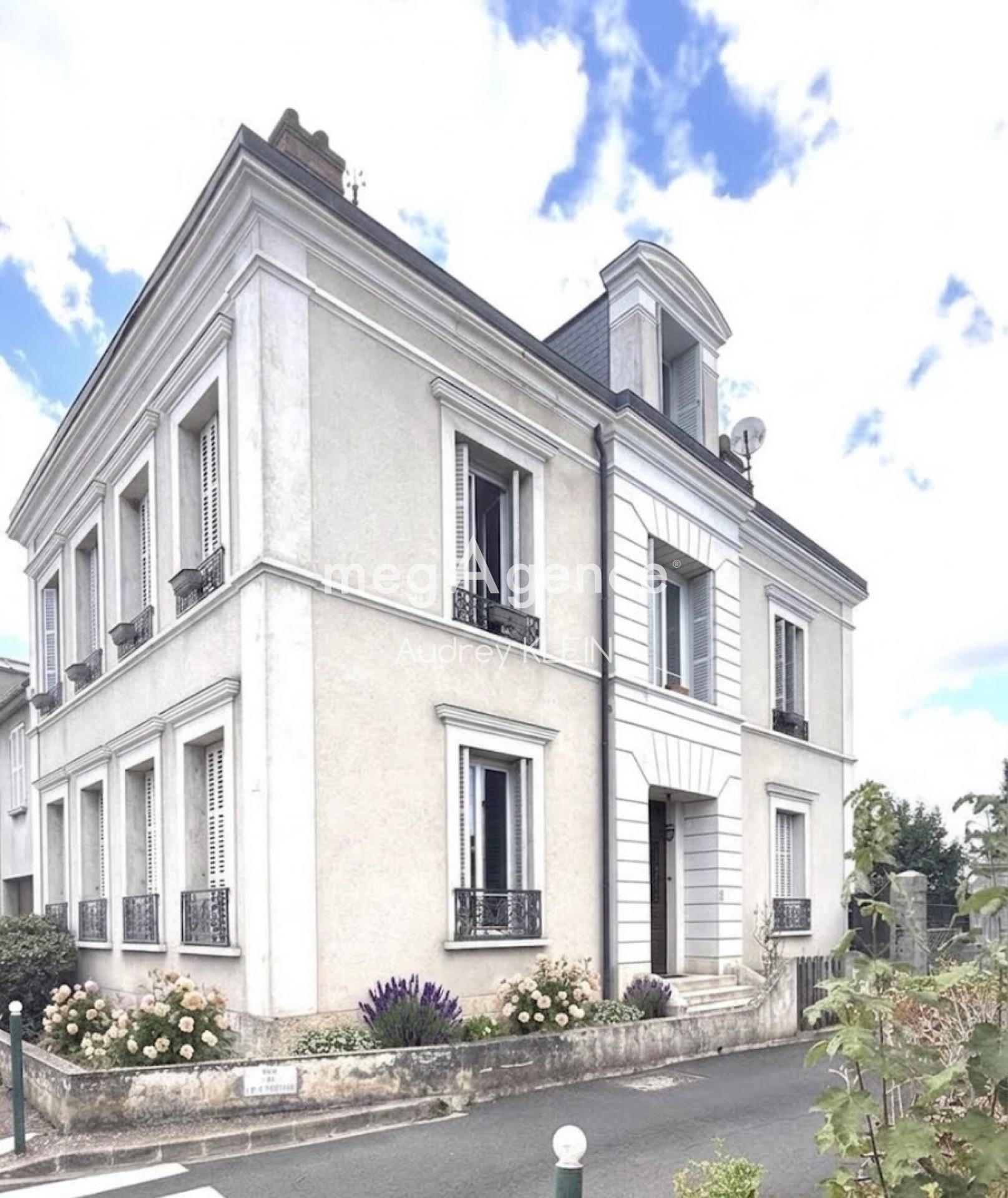 Maison 8 pièces 226 m² · à Cannes-Écluse · 226 m² · 499 000 €