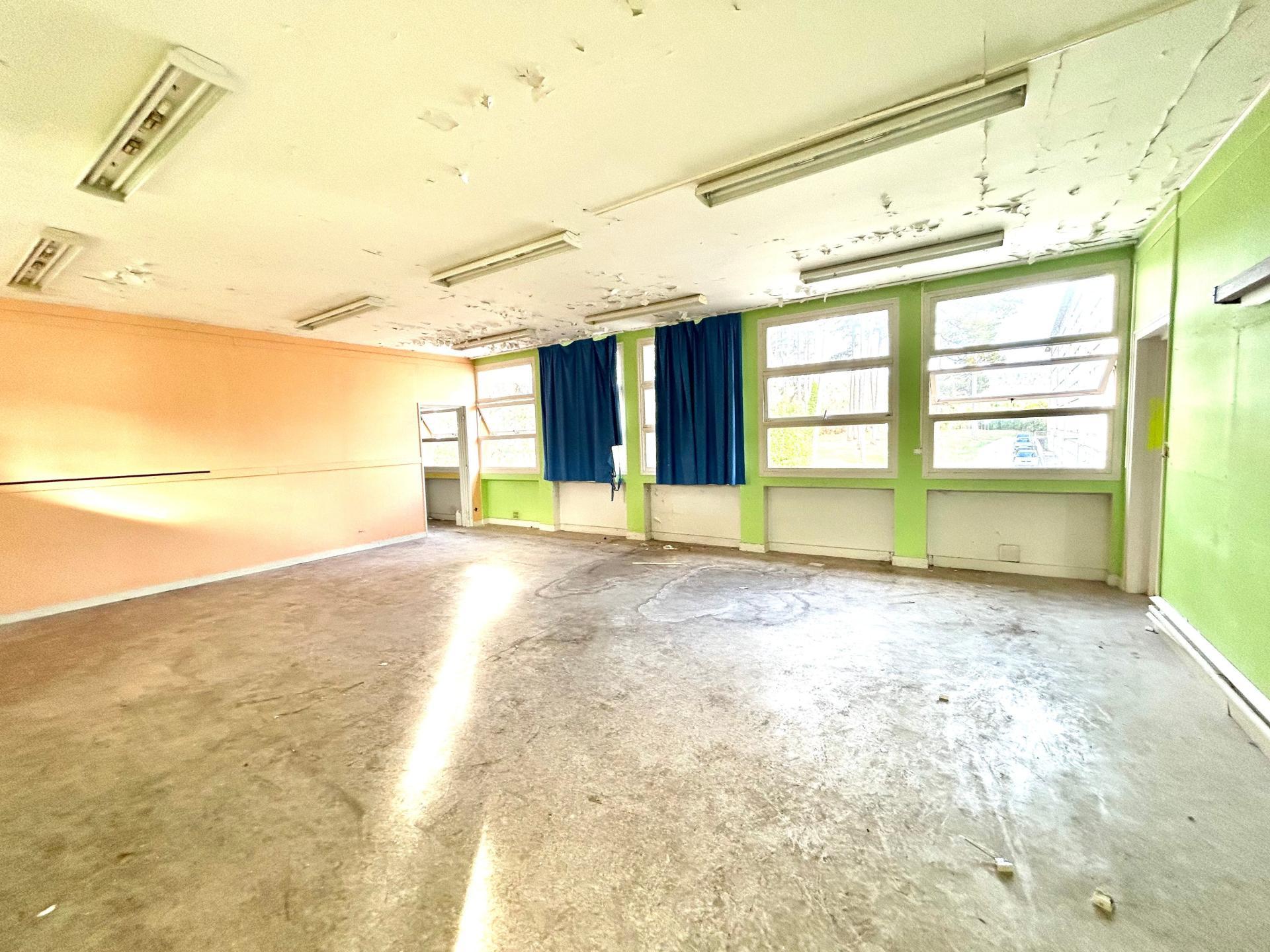 Immeuble 248 m² · à Champagnole · 248 m² · 93 000 €
