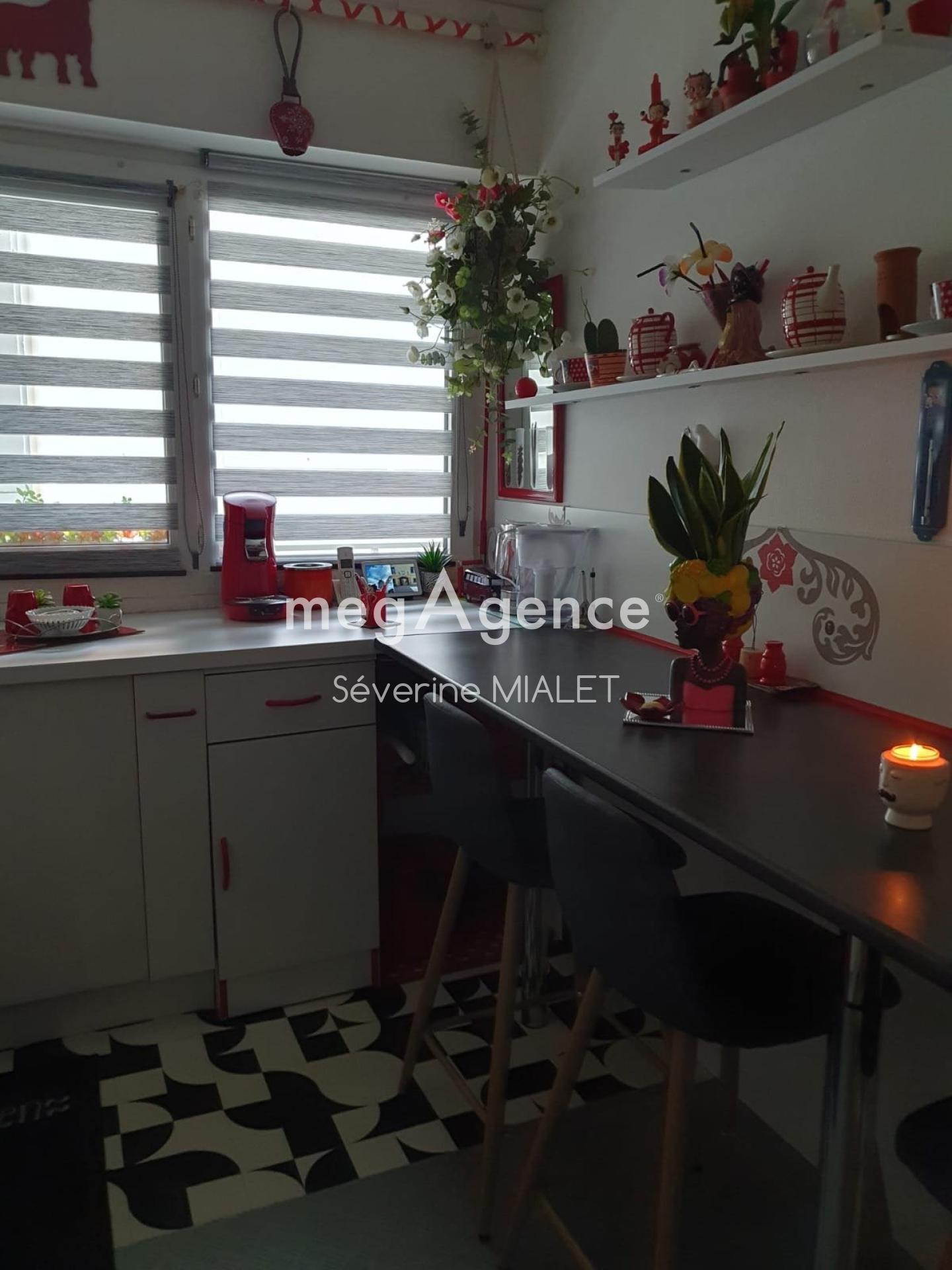 Appartement 4 pièces 72 m² · à Cognac · 72 m² · 69 000 €