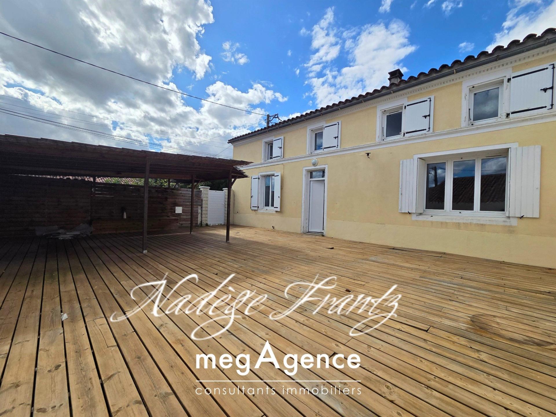 Maison 6 pièces 140 m² · à Saint-Savinien · 140 m² · 229 000 €