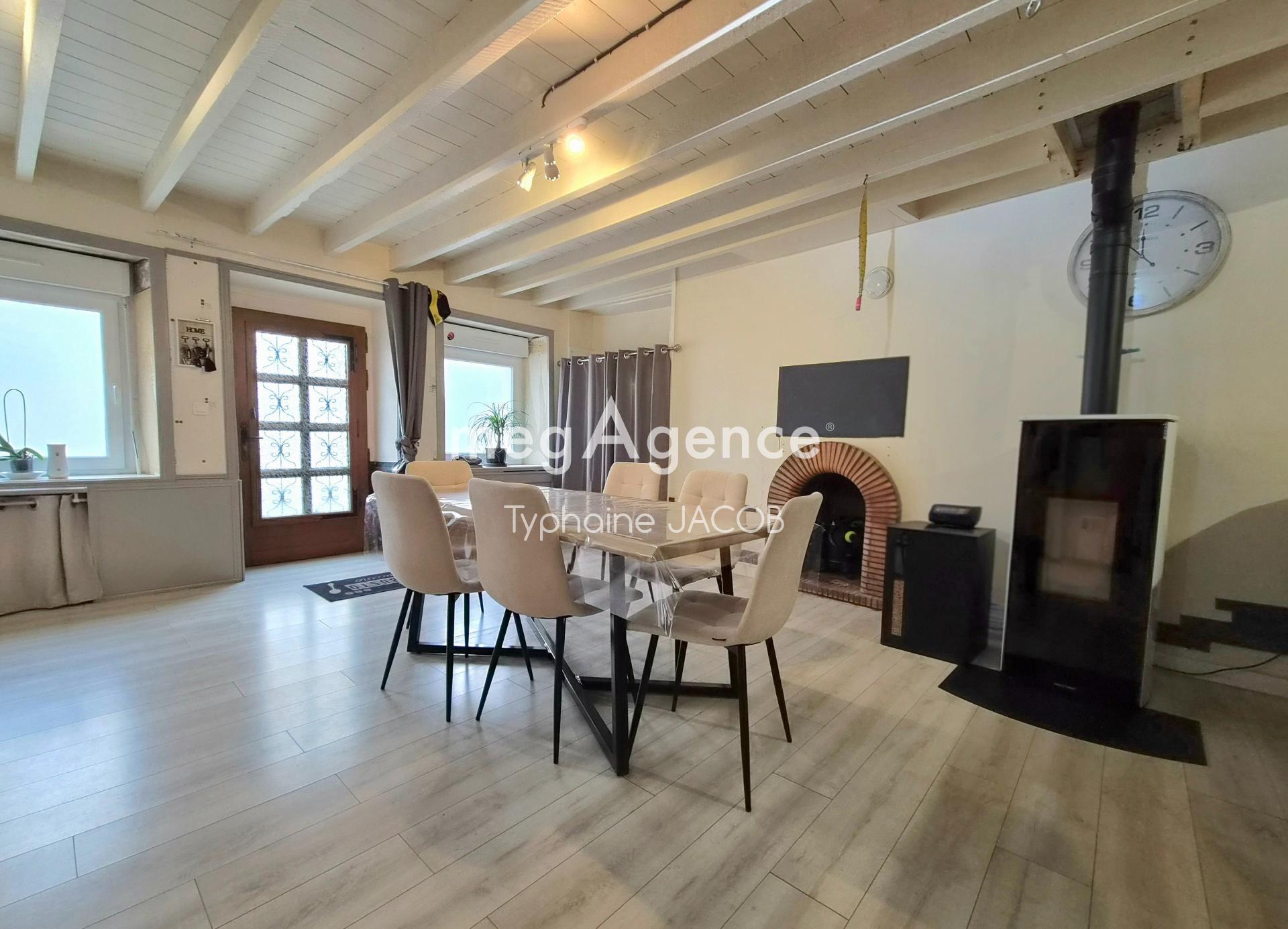 Maison 4 pièces 100 m² · à Lanvollon · 100 m² · 148 000 €