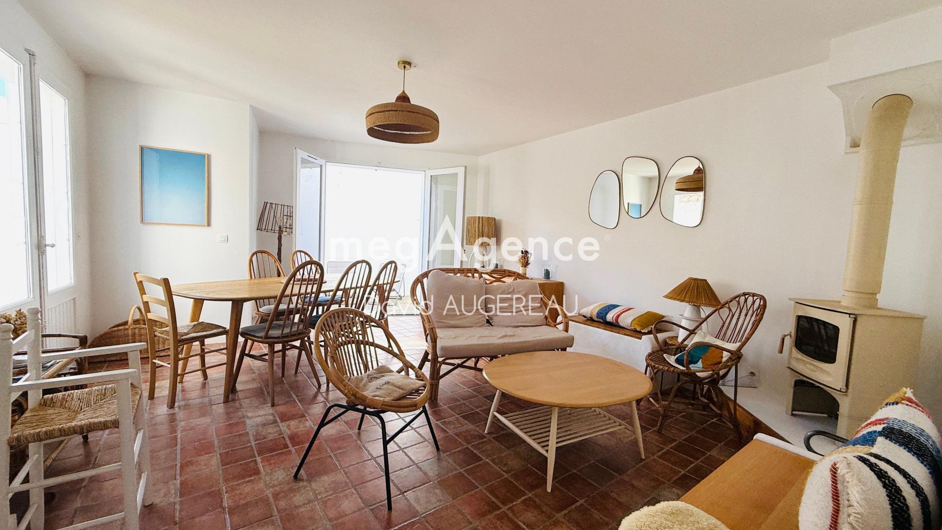 Au coeur de Port Joinville, charmante maison rénovée avec goût