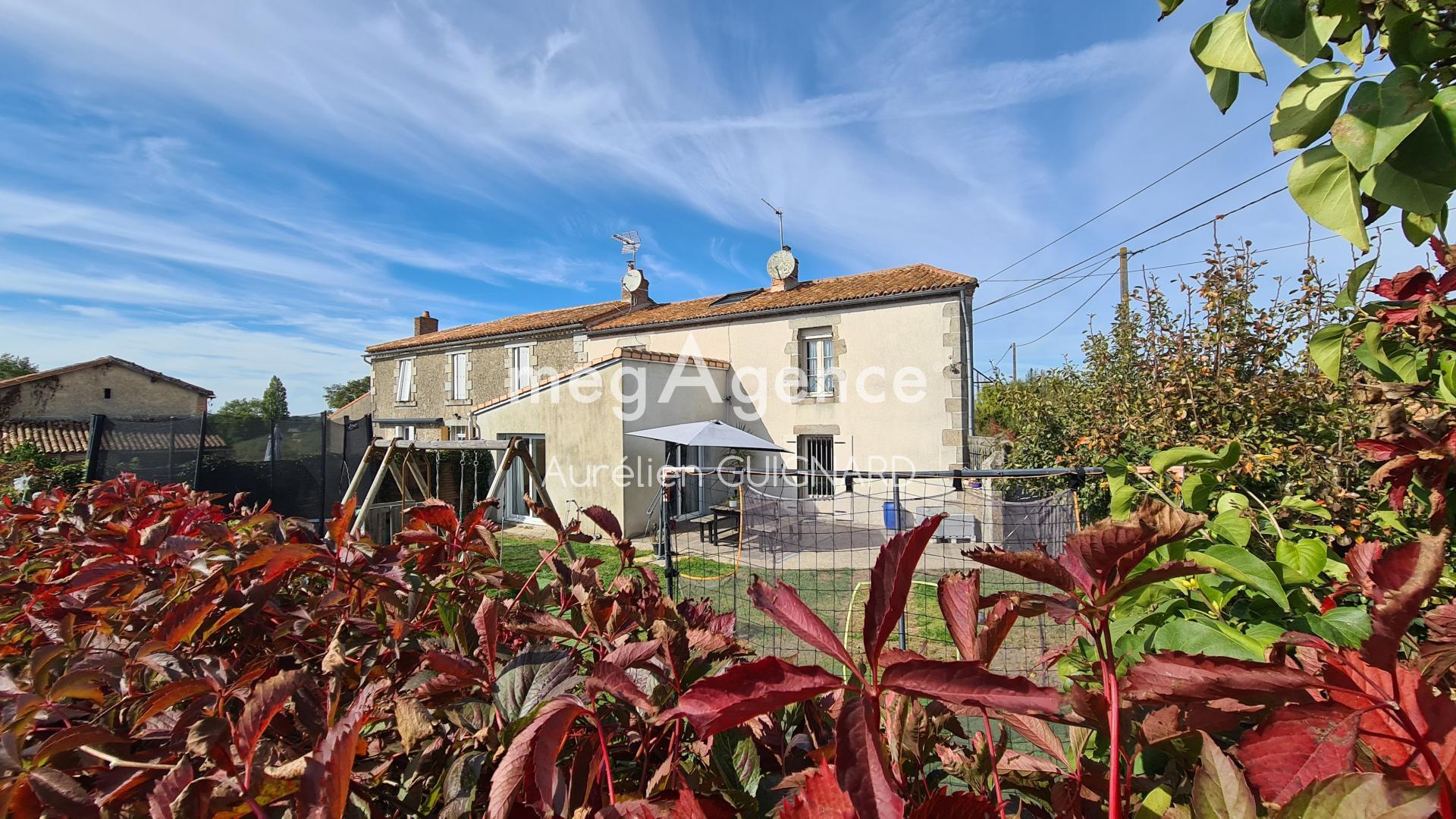 Maison 5 pièces 104 m² · à Noirterre · 104 m² · 124 900 €