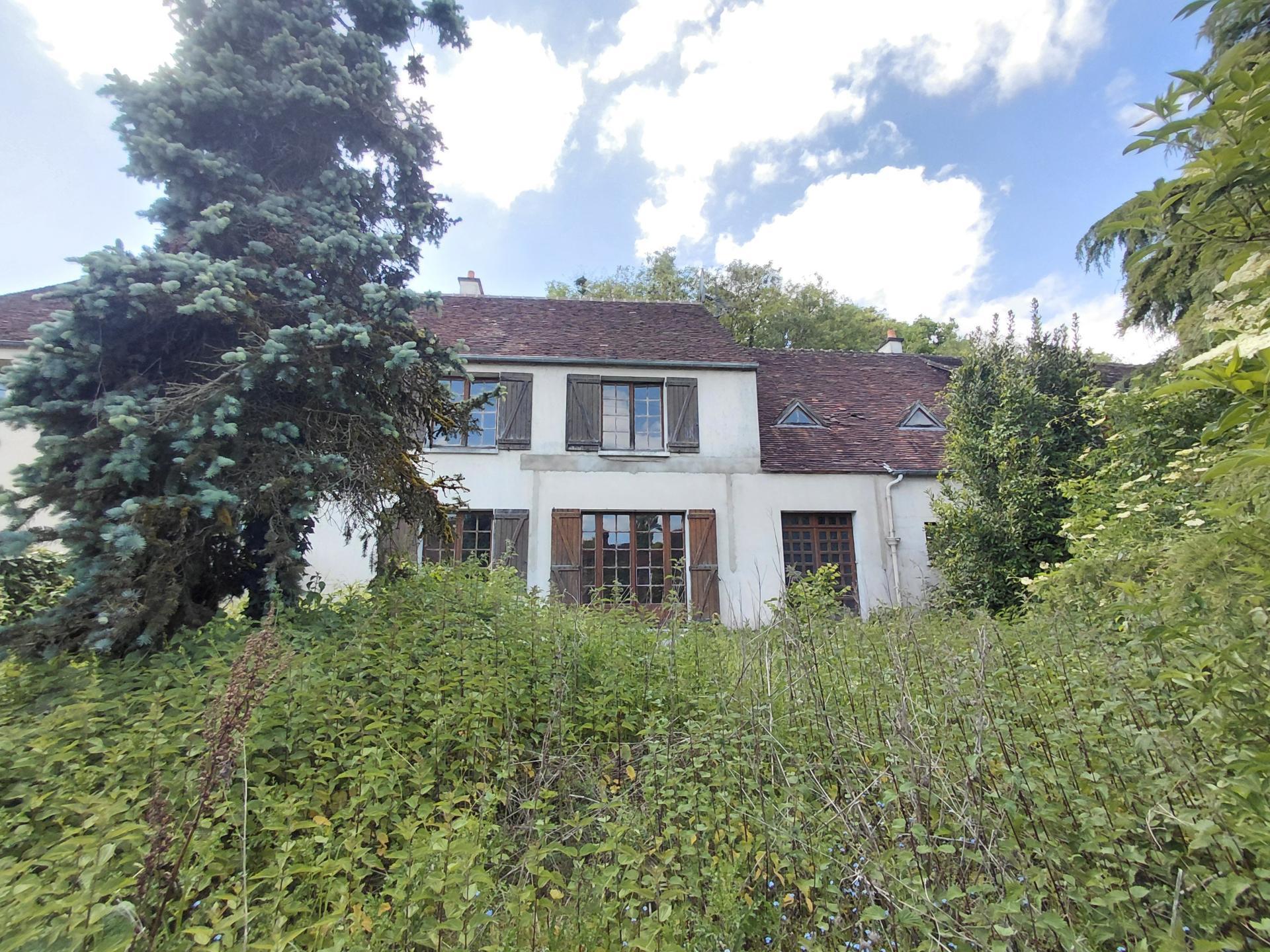Maison 9 pièces 226 m² · à Mortagne-au-Perche · 226 m² · 78 000 €
