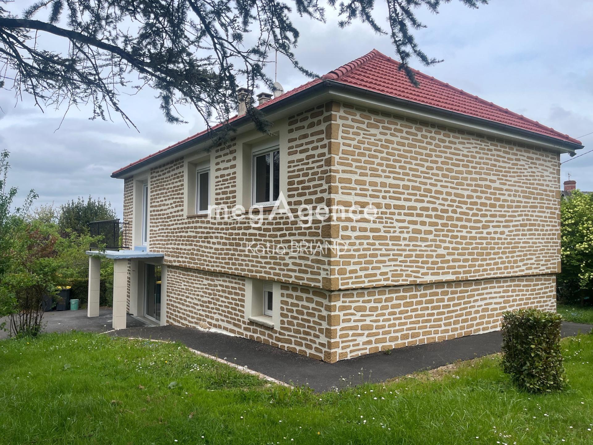 Maison 4 pièces 130 m² · à Saint-Berthevin · 130 m² · 262 000 €
