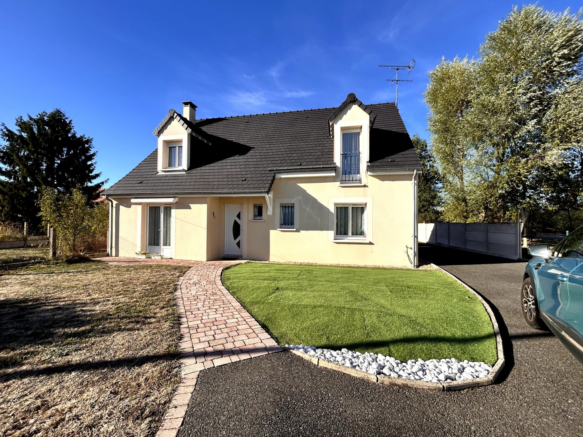Maison 6 pièces 144 m² · à Romorantin-Lanthenay · 144 m² · 250 000 €